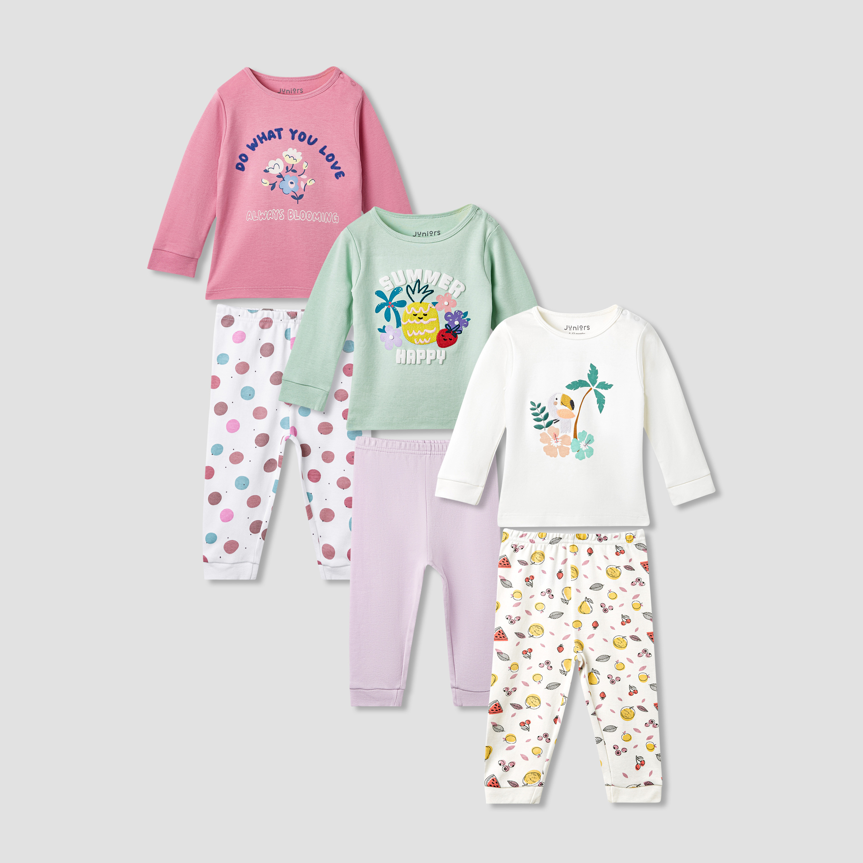 بنطلون بيجاما وتيشيرت بطبعات من جونيورز - طقم من 3 قطع-baby-girls-clothing-nightwear-pyjamasets-image-1