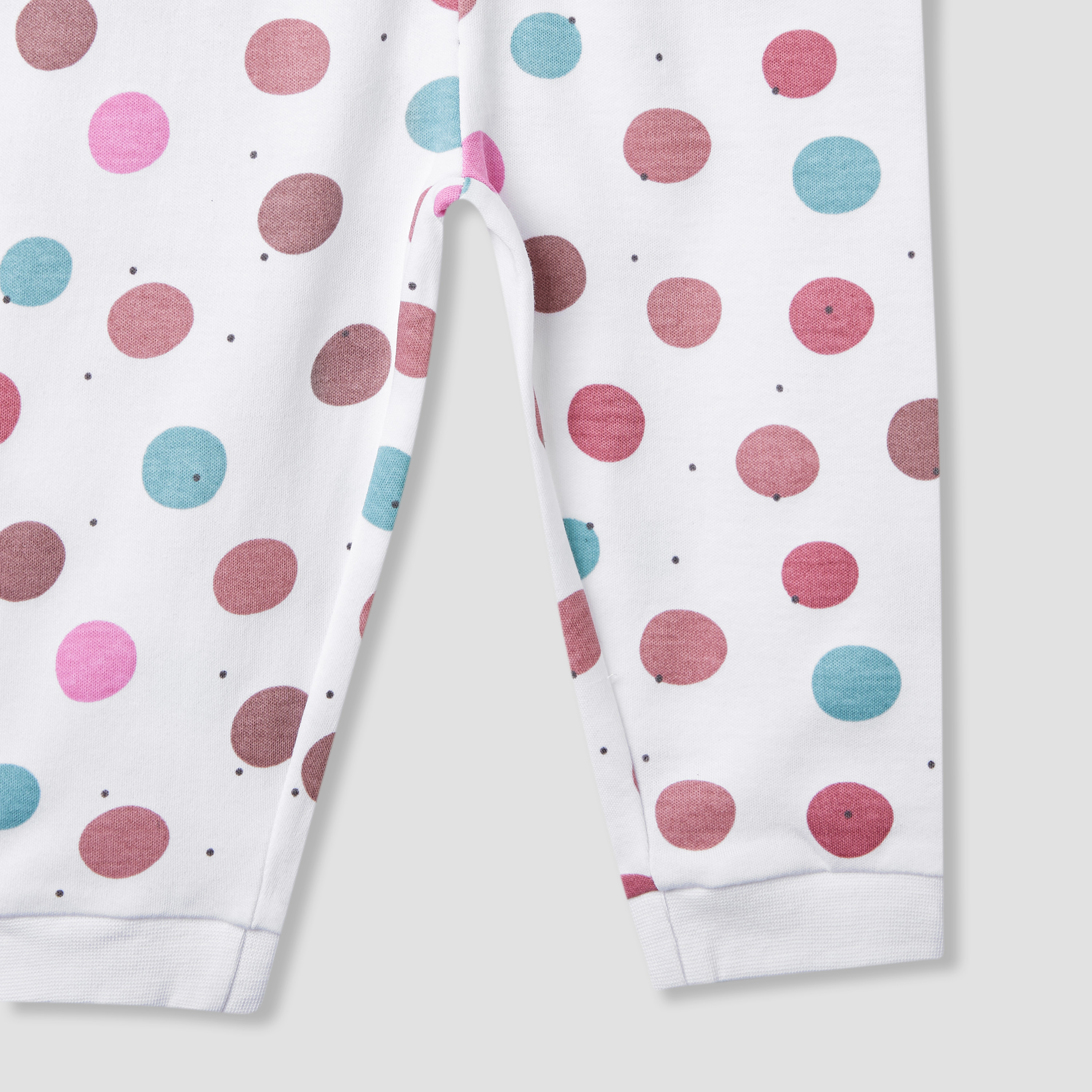 بنطلون بيجاما وتيشيرت بطبعات من جونيورز - طقم من 3 قطع-baby-girls-clothing-nightwear-pyjamasets-image-9