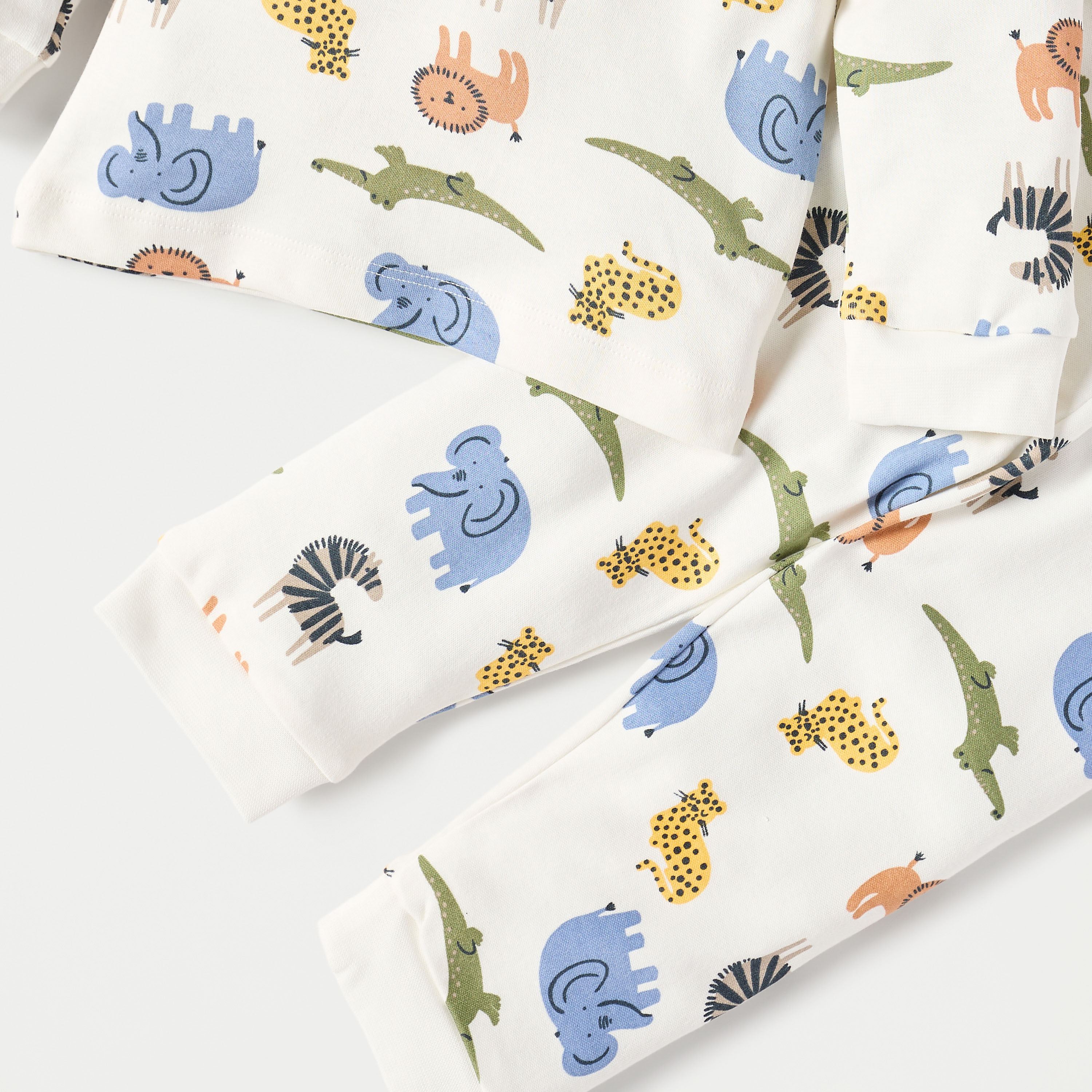Juniors All-Over Wild Animal Print T-shirt and Pyjama Set-baby-boys-clothing-nightwear-pyjamasets-image-5