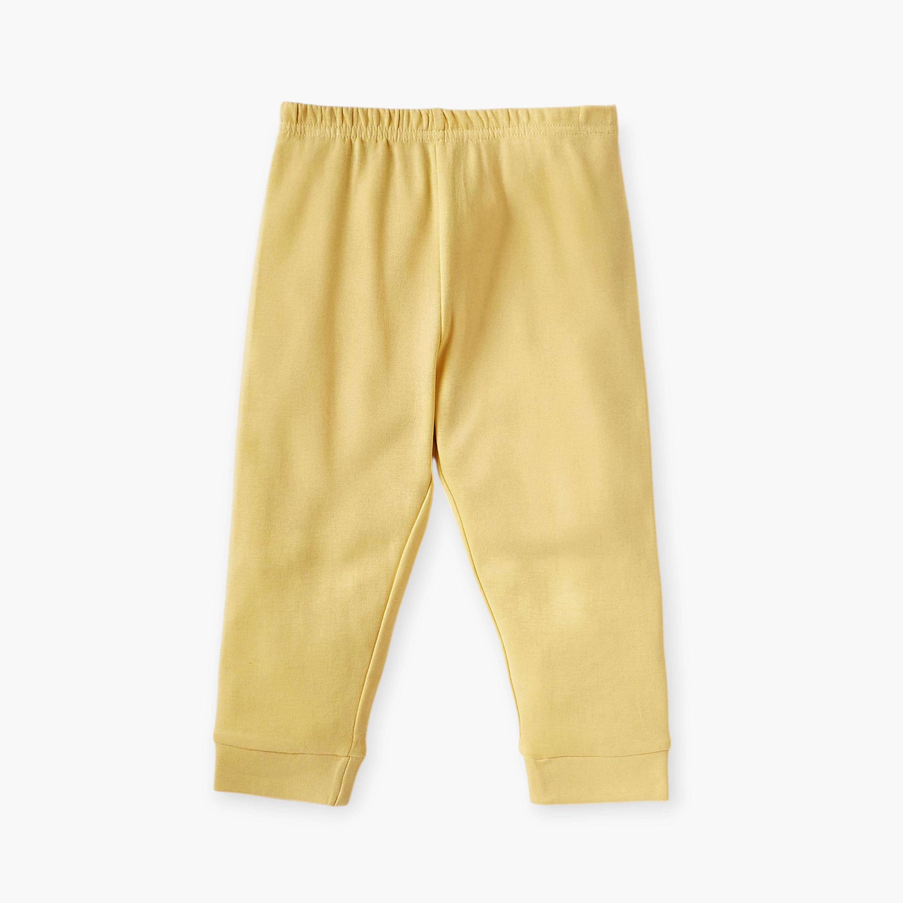 طقم تيشيرت بأكمام طويلة وتزيينات ديناصور مع بنطلون بيجاما من جونيورز-baby-boys-clothing-nightwear-pyjamasets-image-3