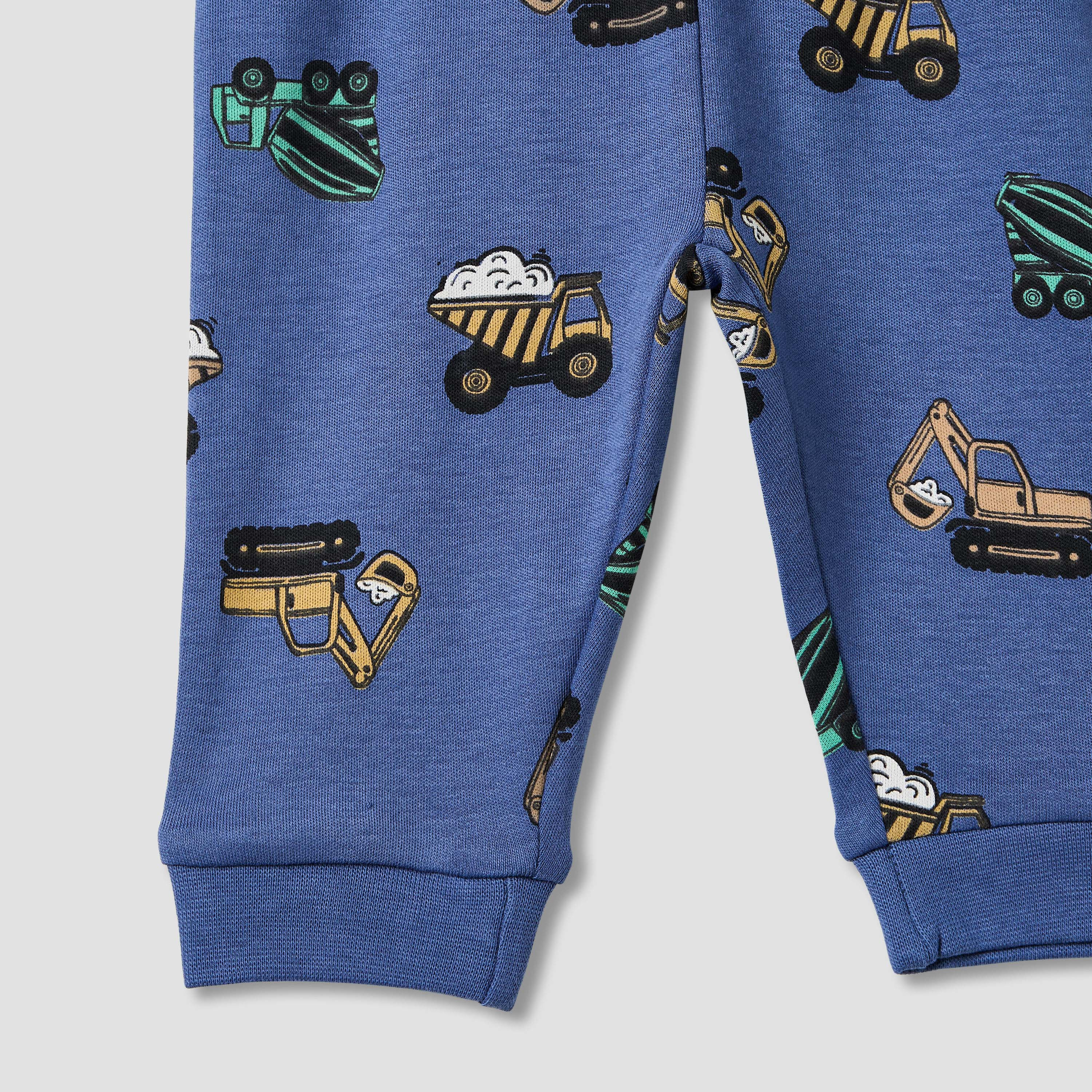 Juniors Tractor Print T-shirt and Pyjama Set-baby-boys-clothing-nightwear-pyjamasets-image-7