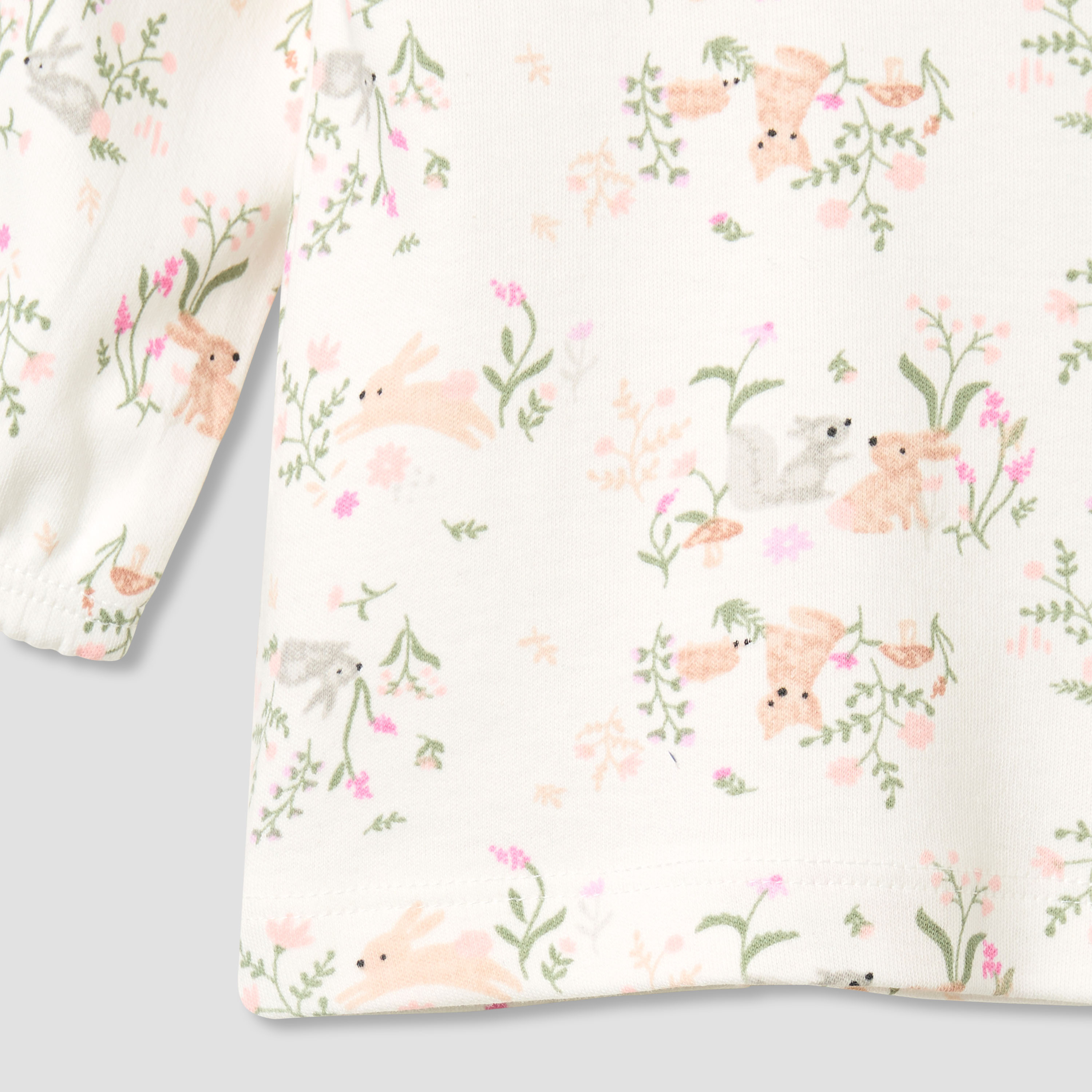 طقم تيشيرت مطرز وبنطلون بيجاما بطبعات من جونيورز-baby-girls-clothing-nightwear-pyjamasets-image-5