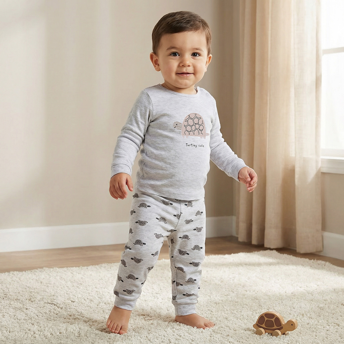 طقم تيشيرت وبنطلون بيجاما بطبعات من جونيورز-baby-boys-clothing-nightwear-pyjamasets-image-1