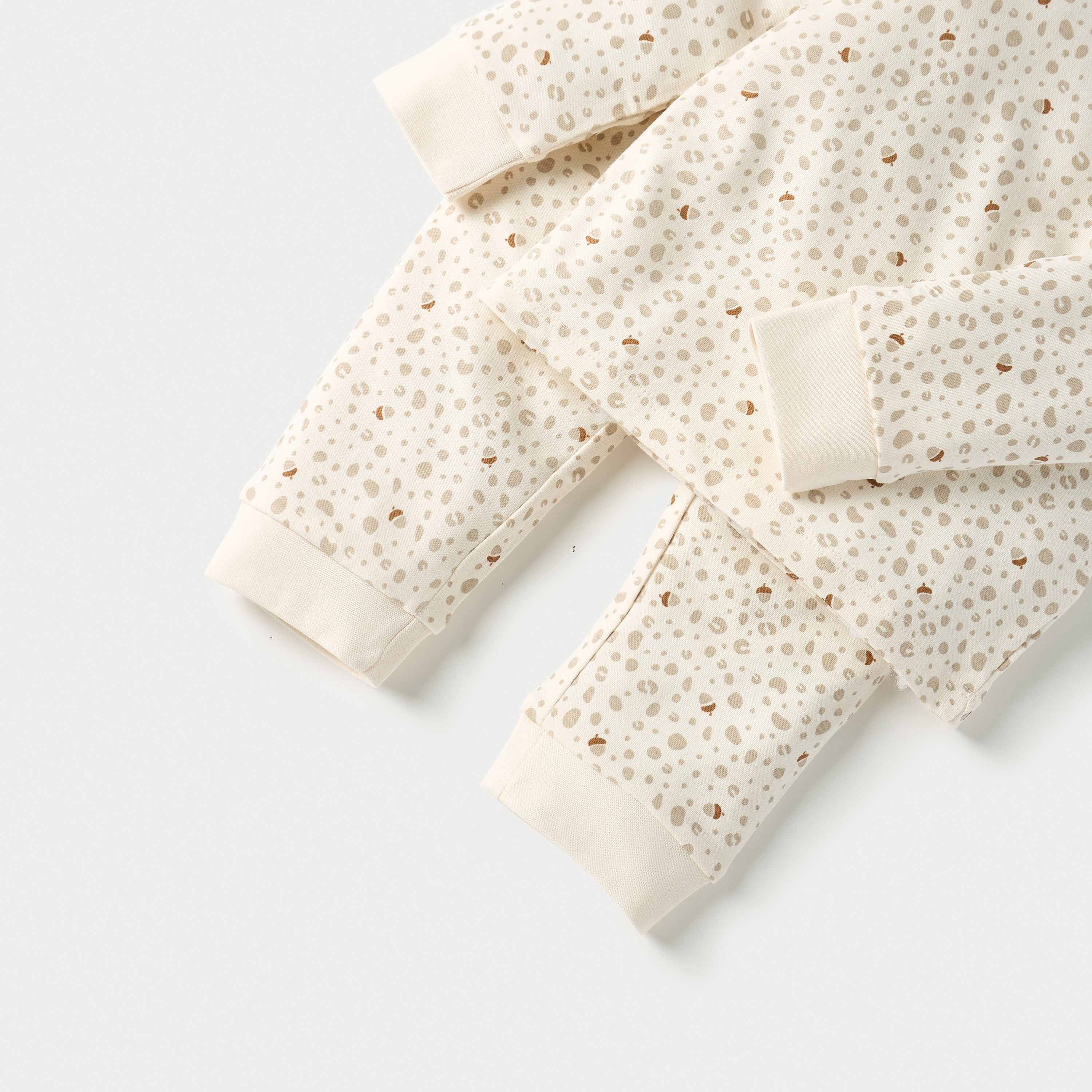 Juniors All-Over Print Long Sleeve T-shirt and Pyjama Set-baby-girls-clothing-nightwear-pyjamasets-image-5