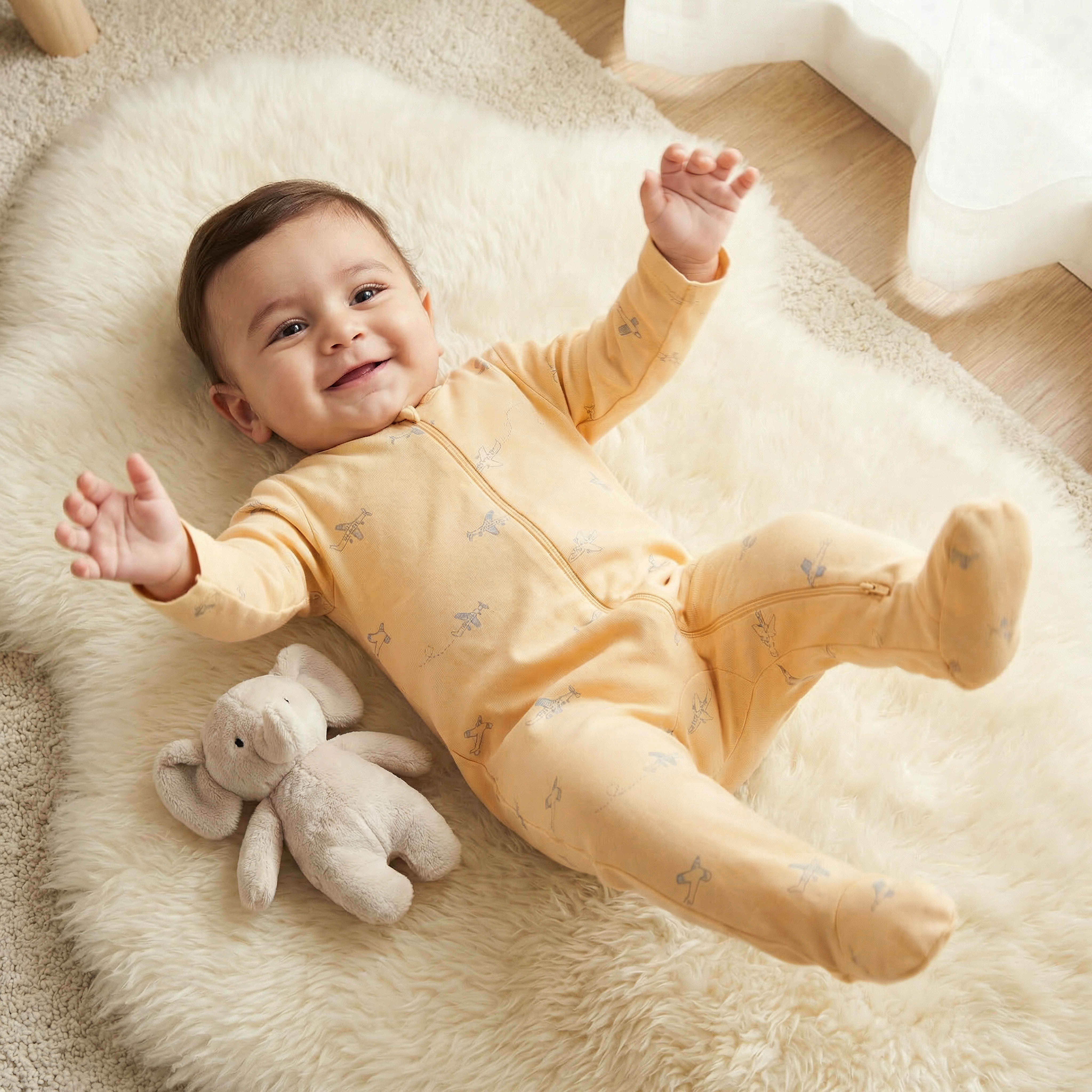 Juniors Aeroplane Print Sleepsuit with Zip Closure and Long Sleeves-baby-boys-clothing-nightwear-sleepsuits-image-1