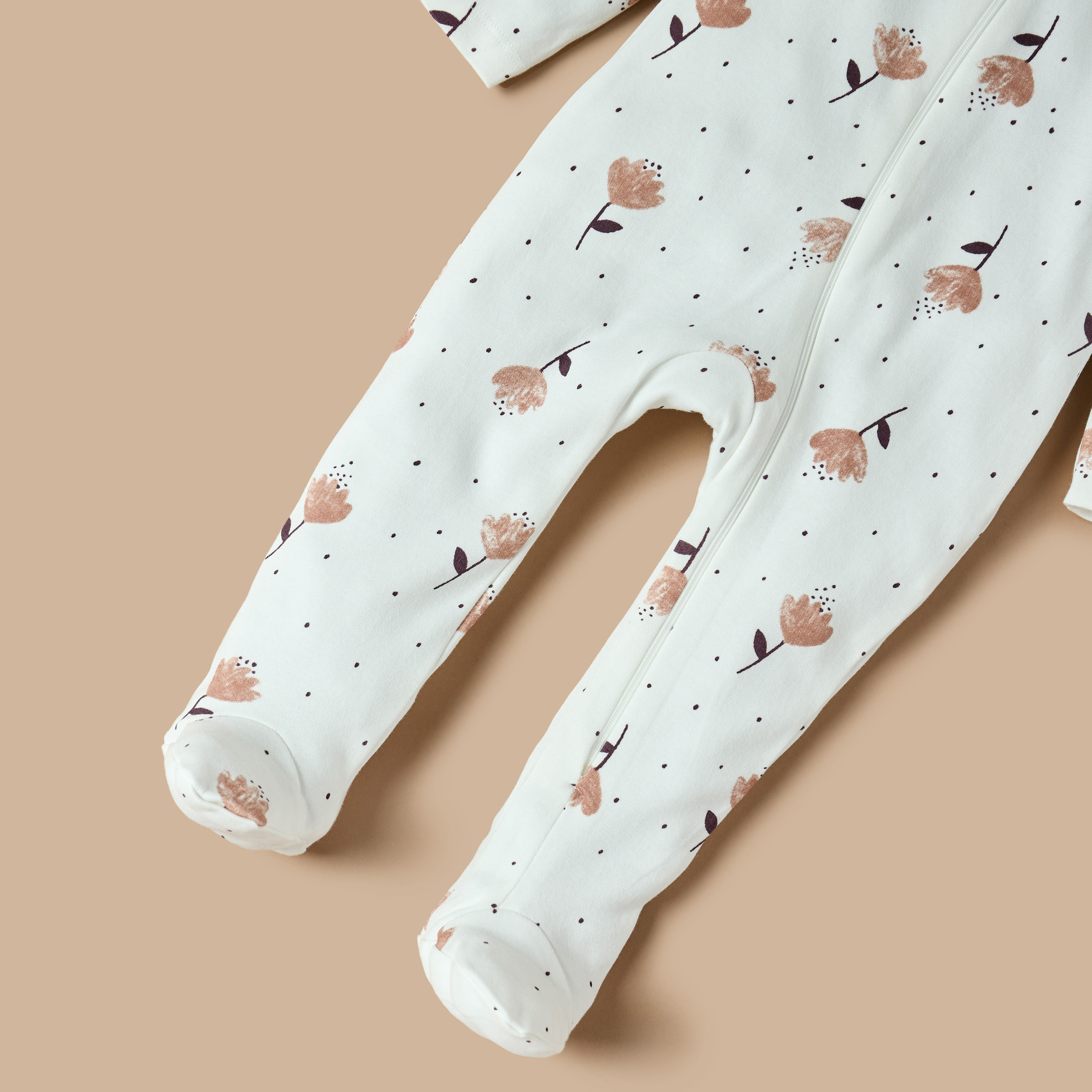 بدلة نوم قطن مغلقة القدمين بطبعات أزهار من جونيورز-baby-girls-clothing-nightwear-sleepsuits-image-3