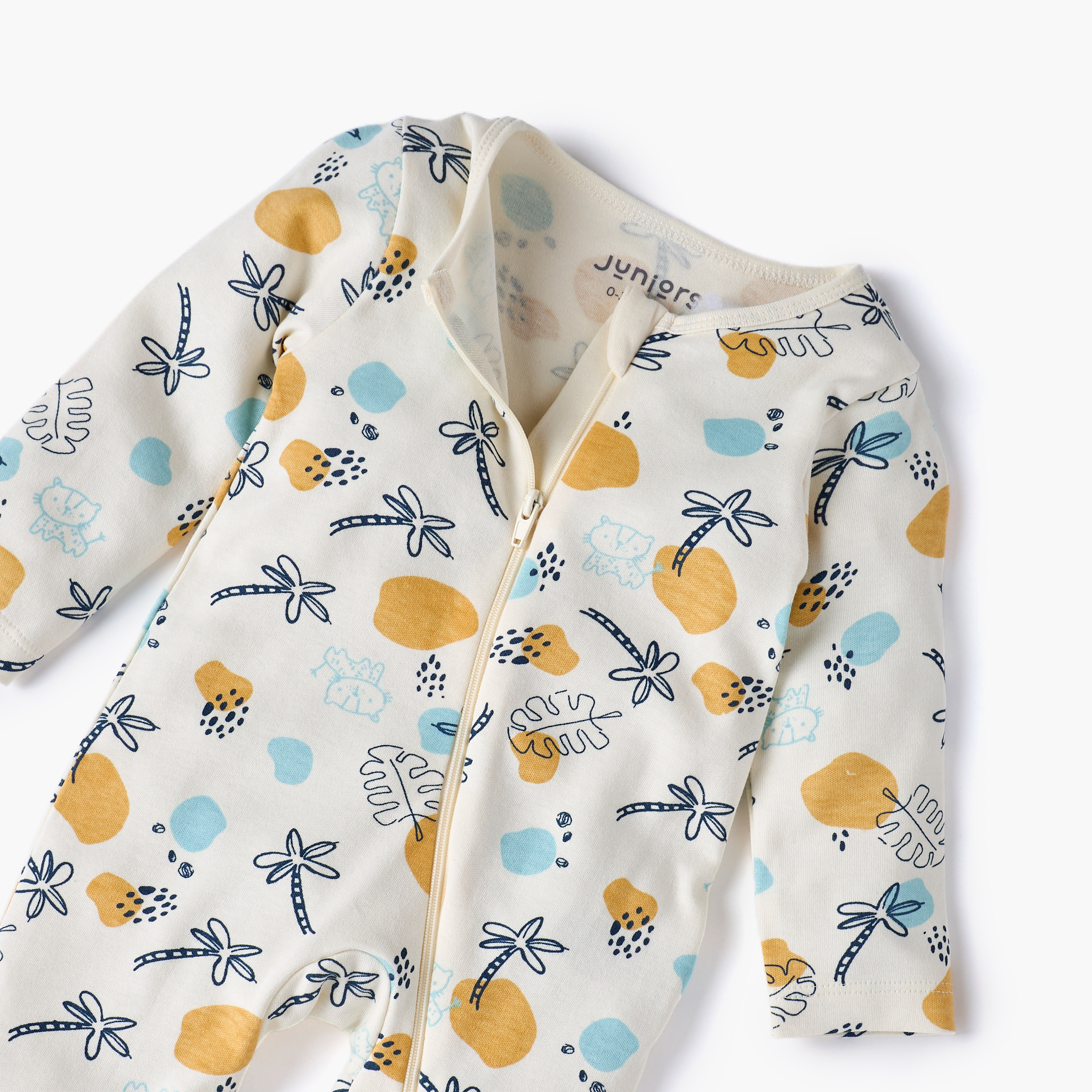 Juniors Printed Sleepsuit with Long Sleeves and Zip Closure-baby-girls-clothing-nightwear-sleepsuits-image-4
