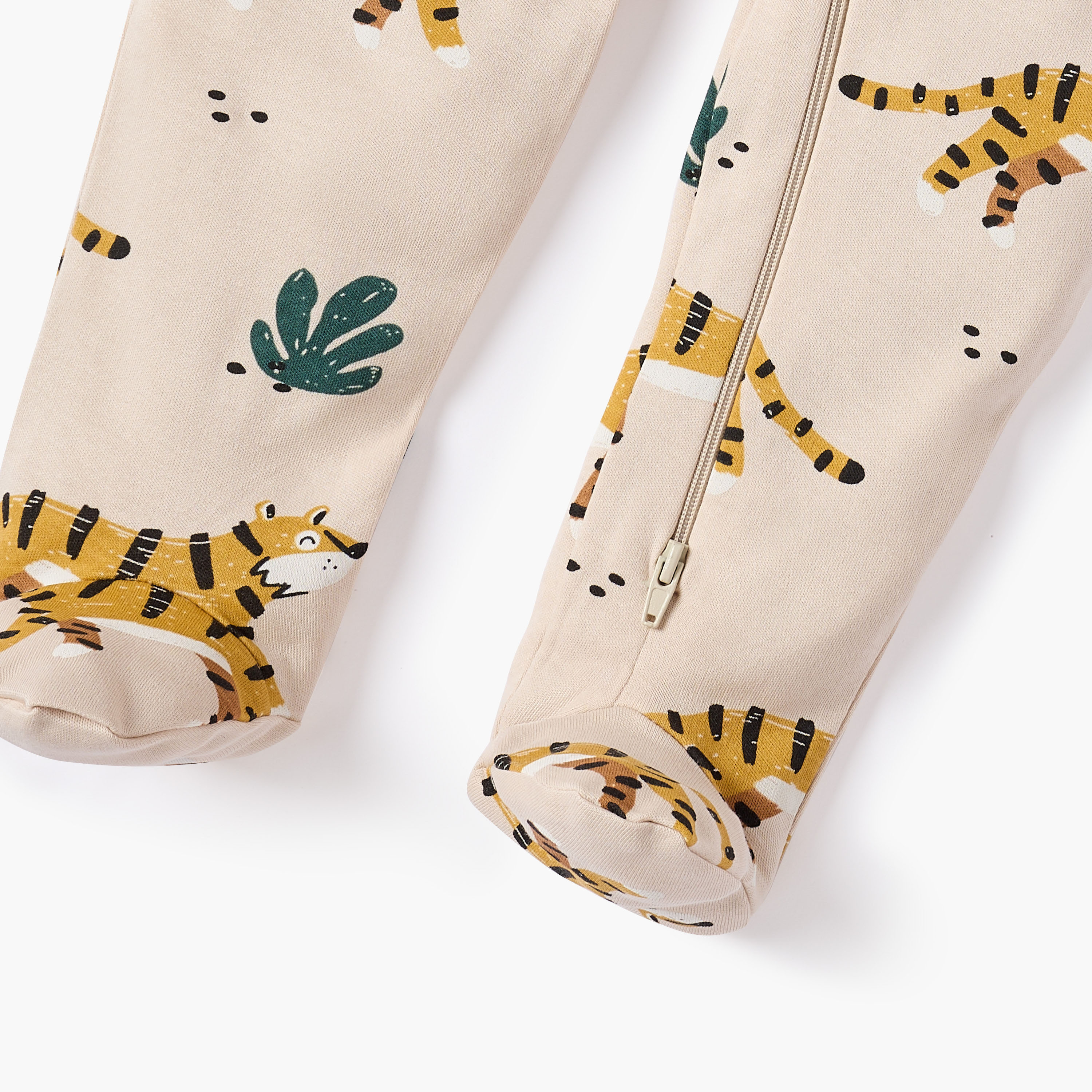 Juniors Tiger Print Sleepsuit with Long Sleeves and Zip Closure-baby-boys-clothing-nightwear-sleepsuits-image-5