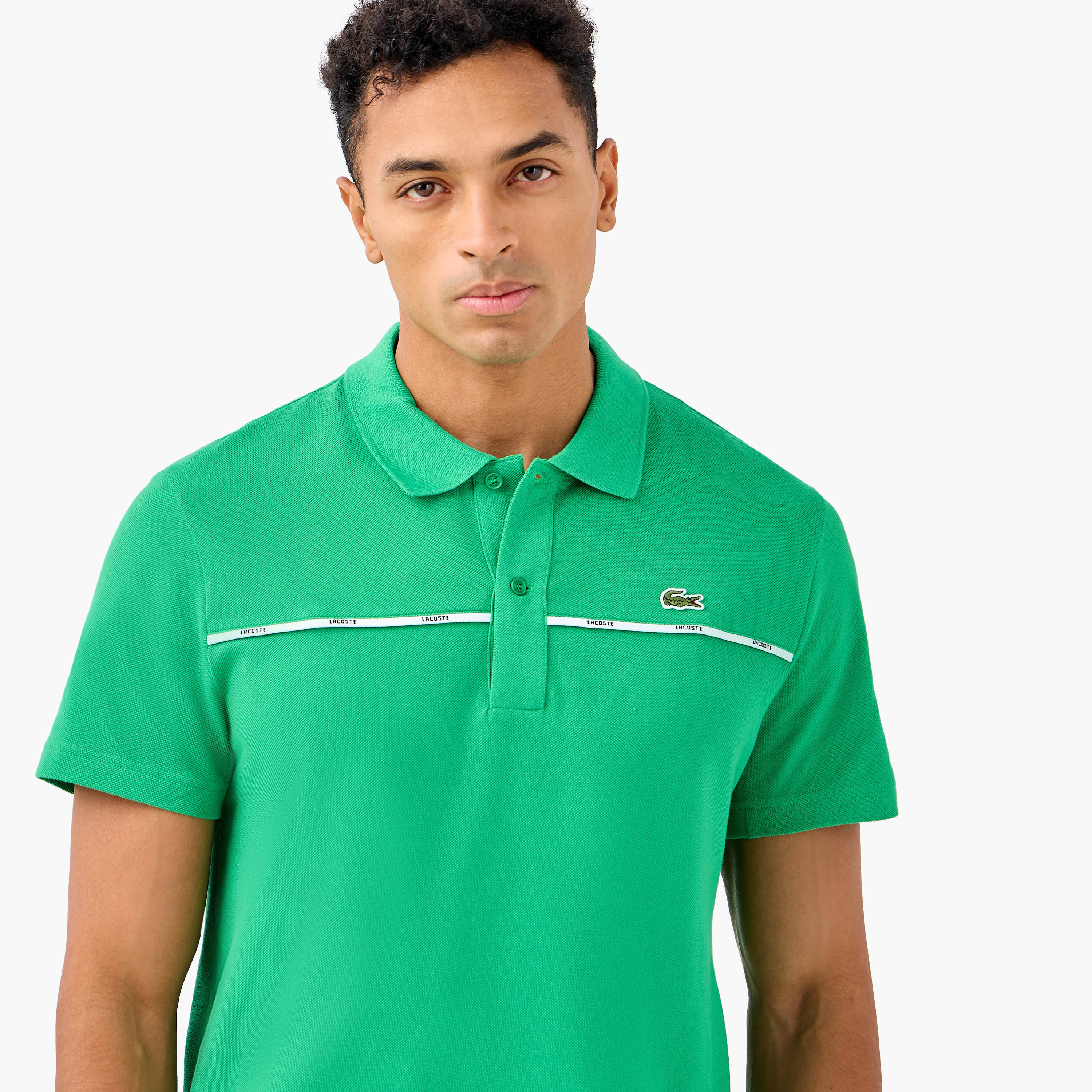 تيشيرت بولو بأكمام قصيرة وتفاصيل خيوط من لاكوست-men-clothing-tshirtsandpolos-polos-image-4