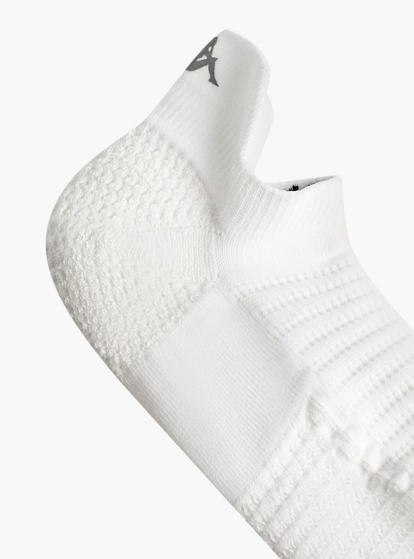 جوارب رياضية بطول الكاحل من كابا-women-socksandstockings-image-4