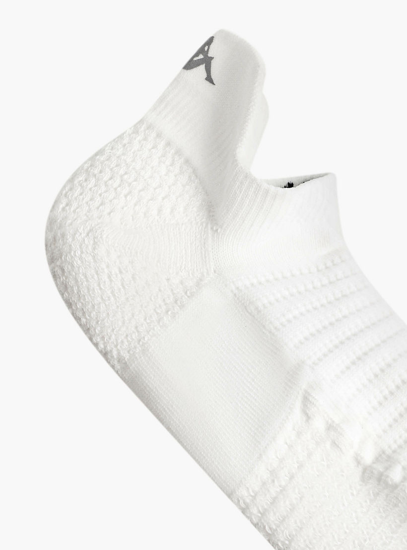 جوارب رياضية بطول الكاحل للرجال من كابا-men-socks-image-4