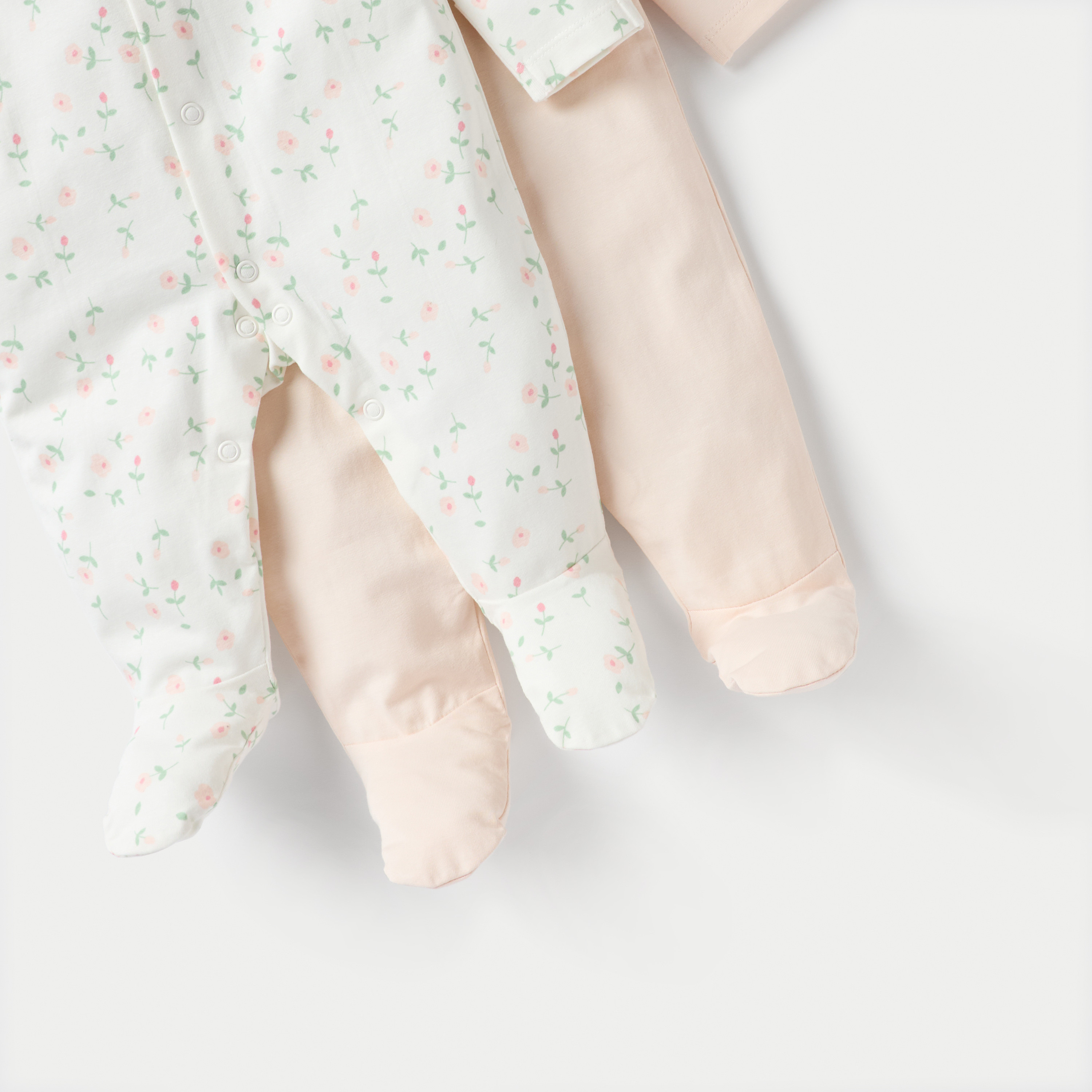 بدلة نوم بأقدام مغلقة وأكمام طويلة من جونيورز - طقم من قطعتين متنوعتين-baby-girls-clothing-nightwear-sleepsuits-image-5
