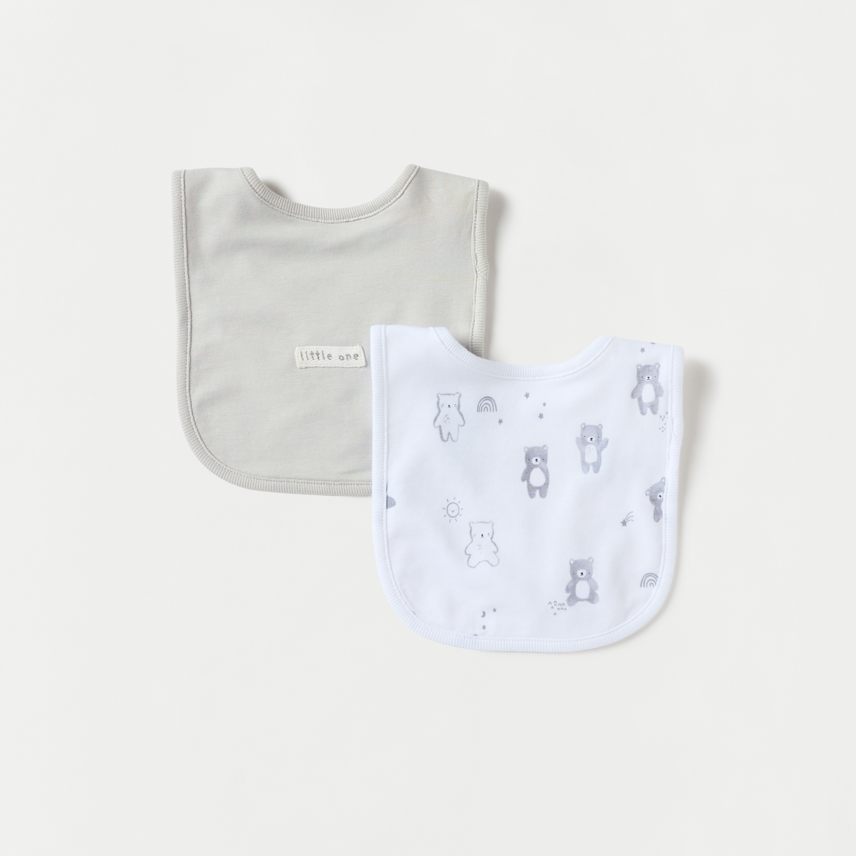 مرايل متنوعة بزر إغلاق كبّاس من جونيورز - طقم من قطعتين-baby-feeding-bibs-image-1