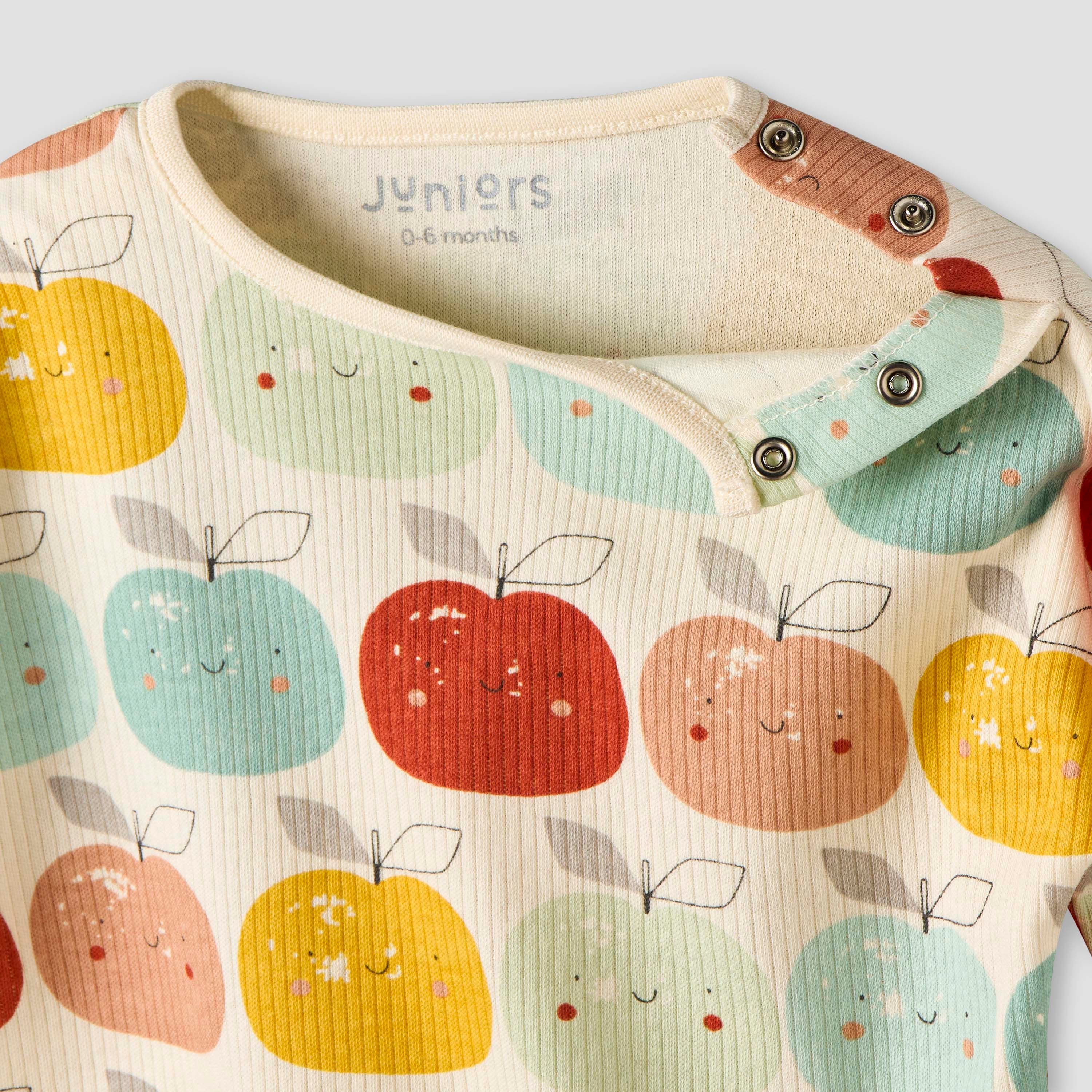 Juniors Cotton Round Neck Long Sleeves Pyjama Set with Apple Print-baby-boys-clothing-nightwear-pyjamasets-image-7