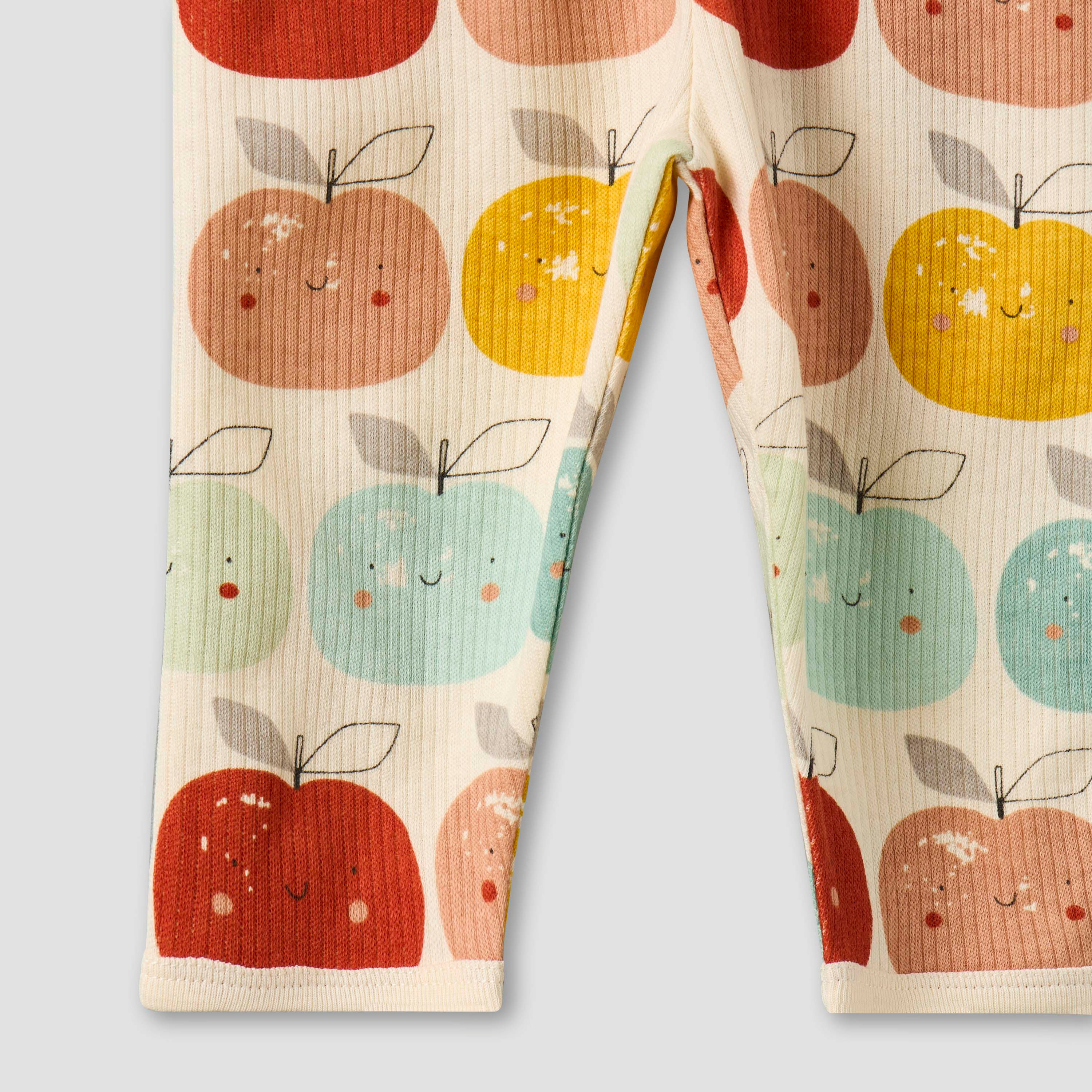 Juniors Cotton Round Neck Long Sleeves Pyjama Set with Apple Print-baby-boys-clothing-nightwear-pyjamasets-image-10