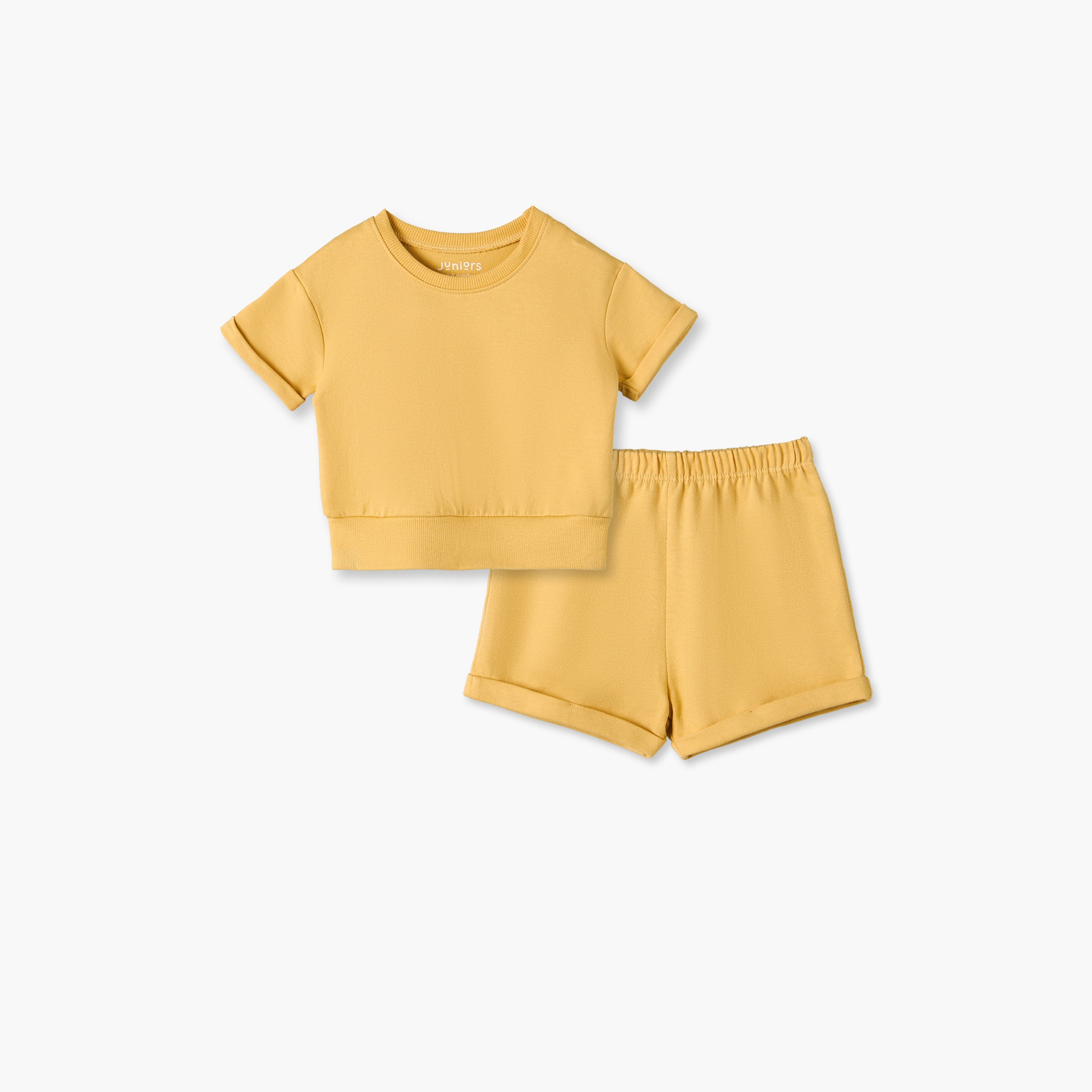 طقم شورت وسويت شيرت بياقة ضيقة وأكمام قصيرة وحواف مطوية من جونيورز-baby-boys-clothing-setsandcoords-image-2