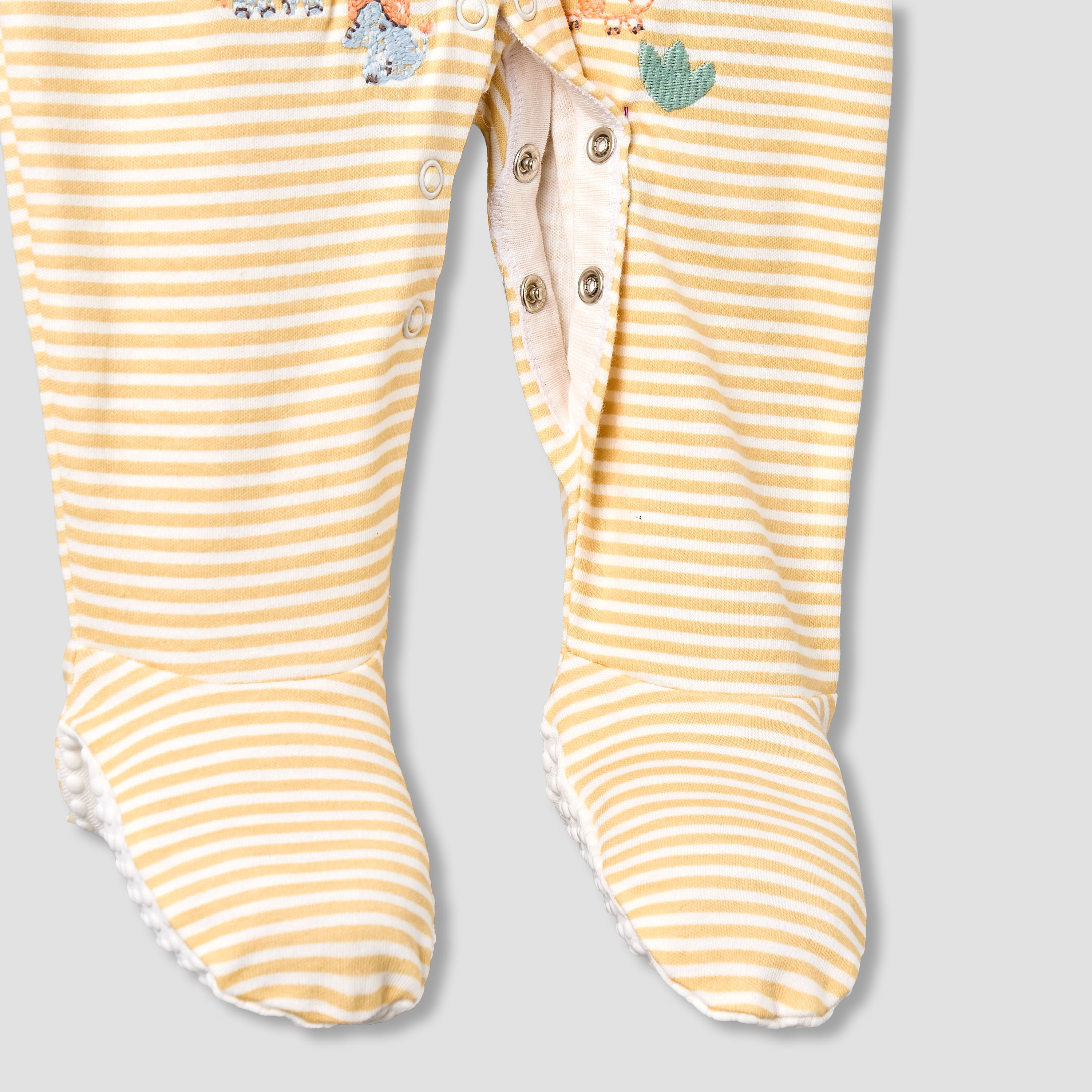 Pack of 3 Juniors Cotton Round Neck Long Sleeves Sleepsuit with Fun Print-promo_babyshop_Buy2for1025_KWT130126-image-7