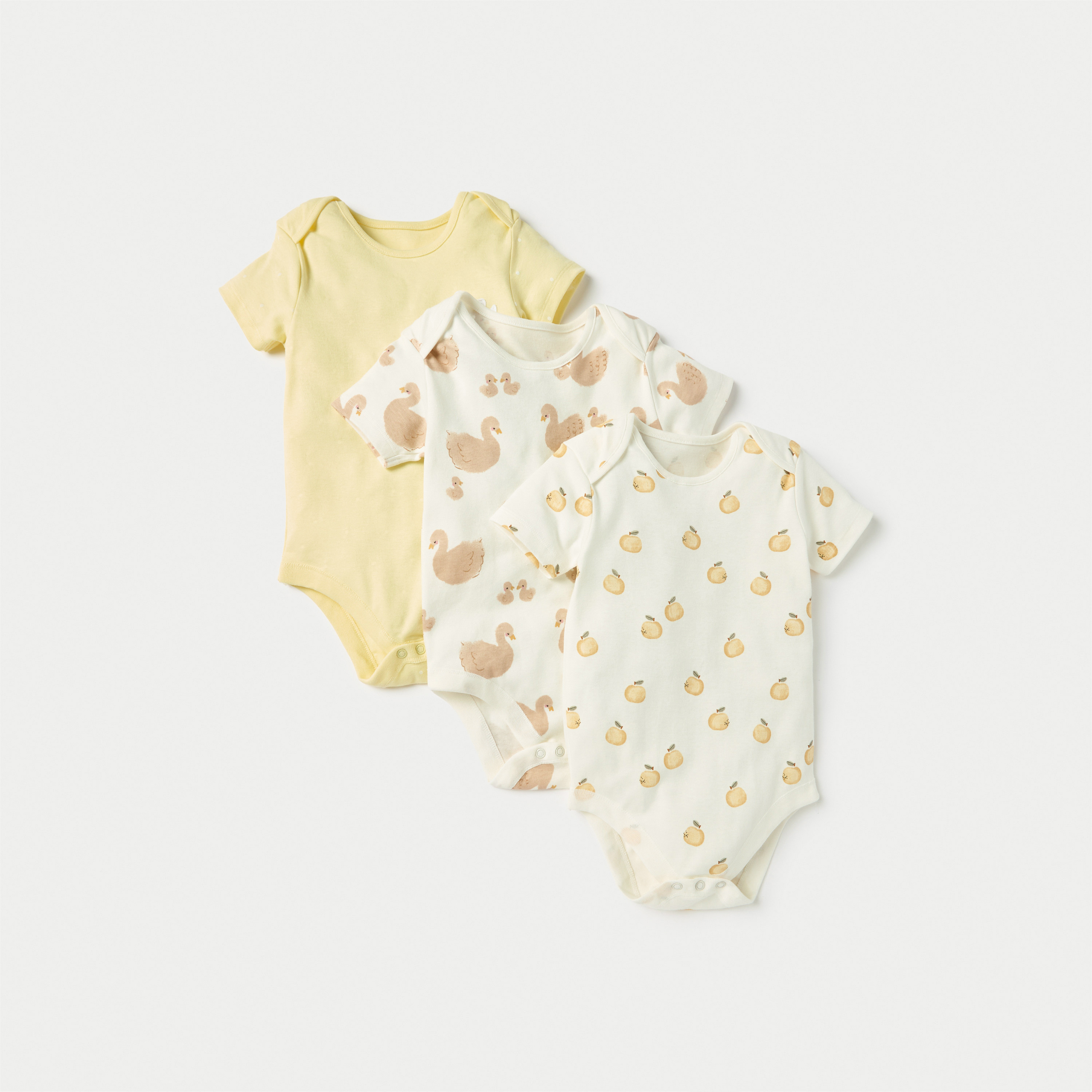 بودي سوت بأزرار إغلاق كبّاسة وطبعات بجعة من جونيورز- طقم من 3 قطع-baby-girls-clothing-bodysuits-image-1