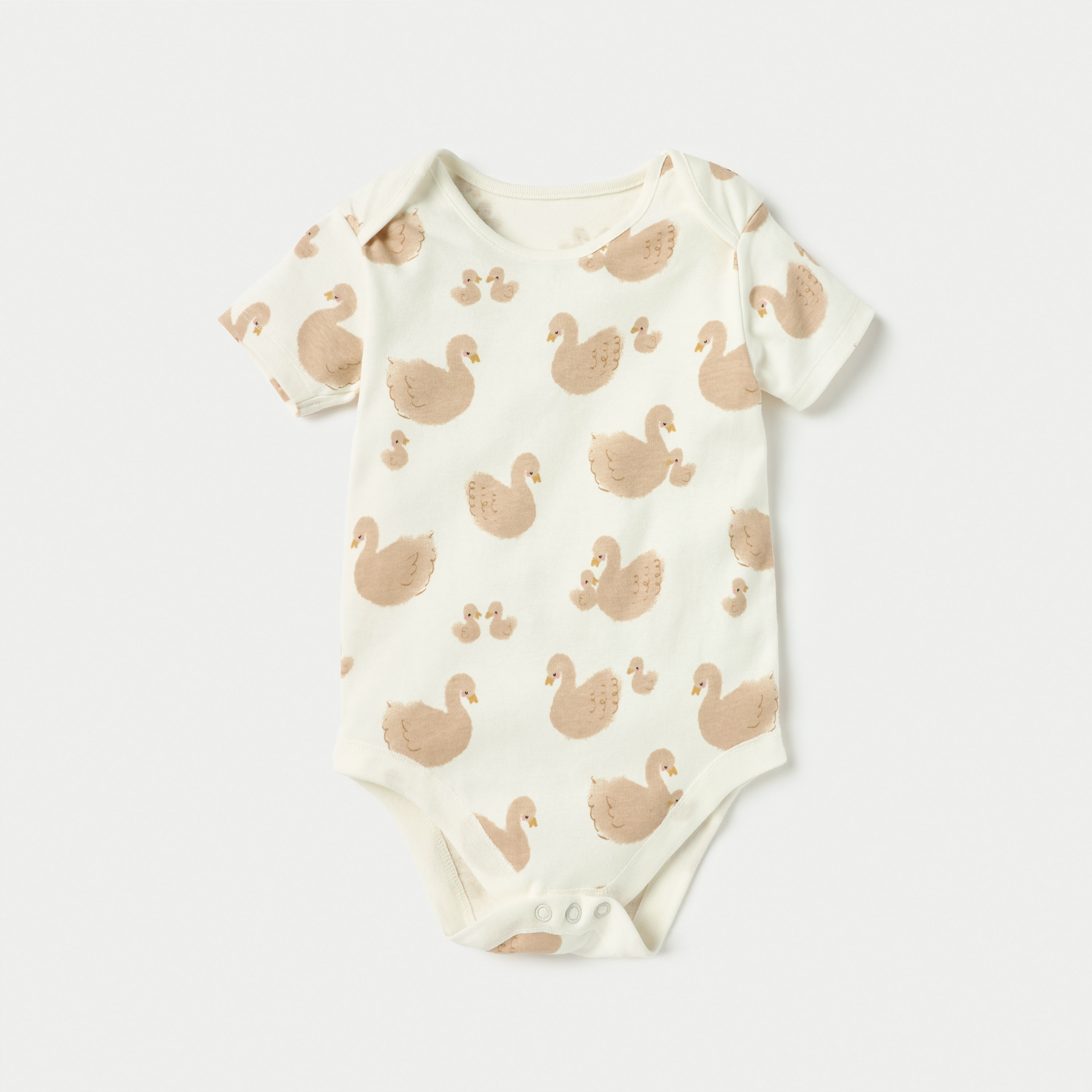 بودي سوت بأزرار إغلاق كبّاسة وطبعات بجعة من جونيورز- طقم من 3 قطع-baby-girls-clothing-bodysuits-image-3