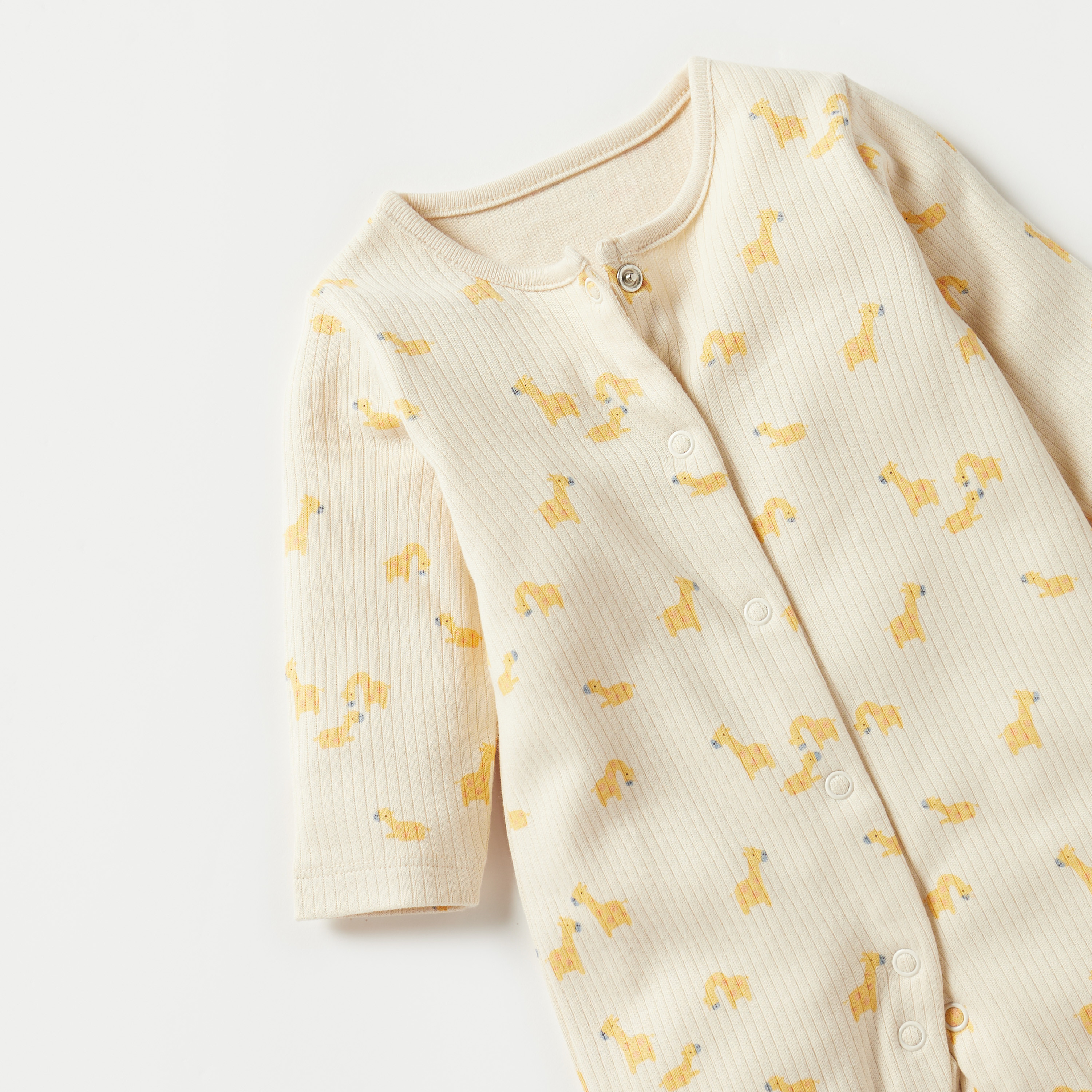 Juniors All-Over Giraffe Print Sleepsuit-baby-boys-clothing-nightwear-sleepsuits-image-2