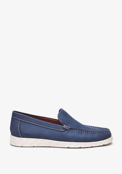 Le Confort Solid Slip-On Loafers-Men%27s Casual Shoes-image-1