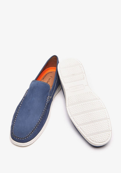 Le Confort Solid Slip-On Loafers-Men%27s Casual Shoes-image-2