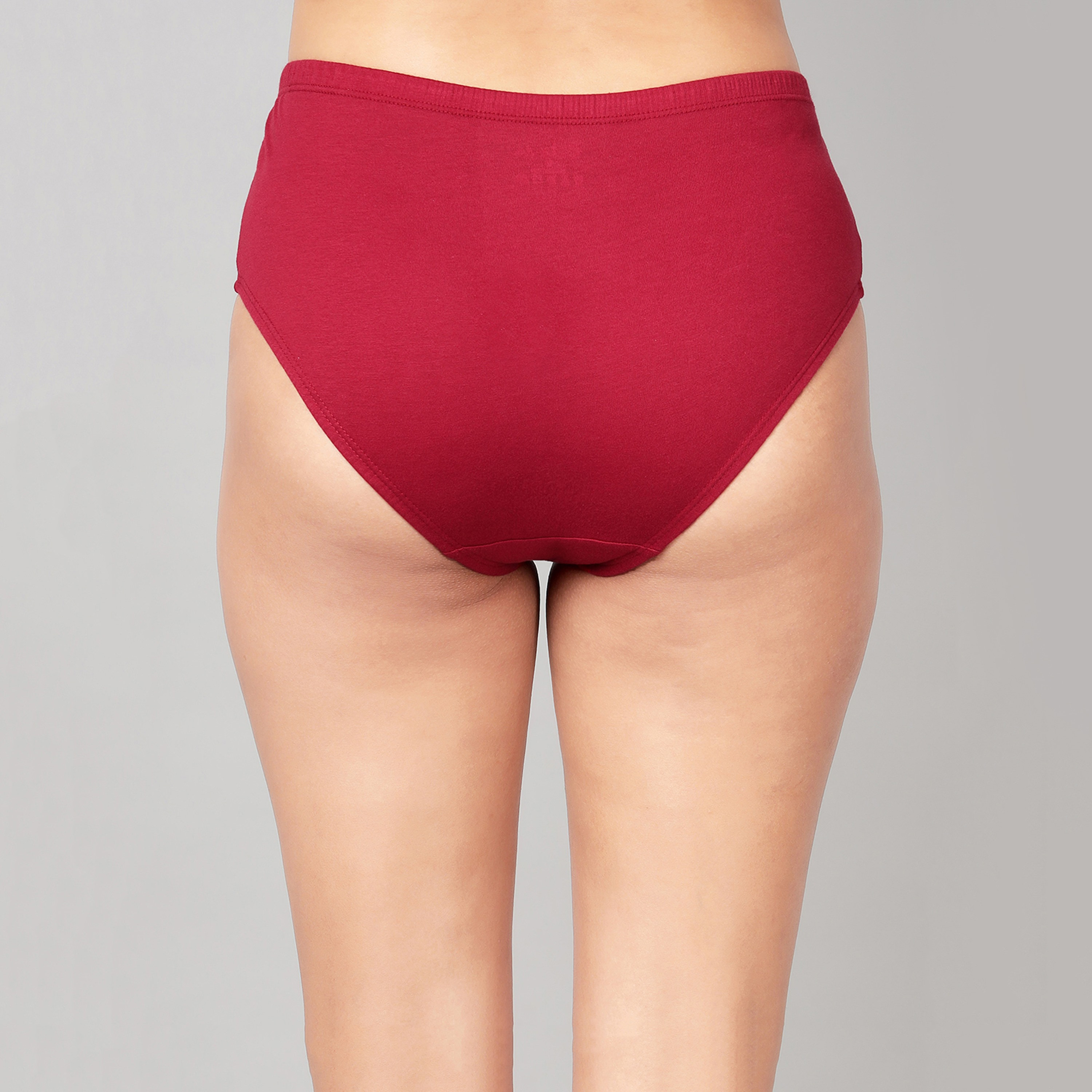 طقم 3 قطع سراويل "هيبستر" نسائية بخصر متوسط مع مطاط داخلي من كلوفيا - قطن 100%
-women-clothing-lingerie-panties-image-5
