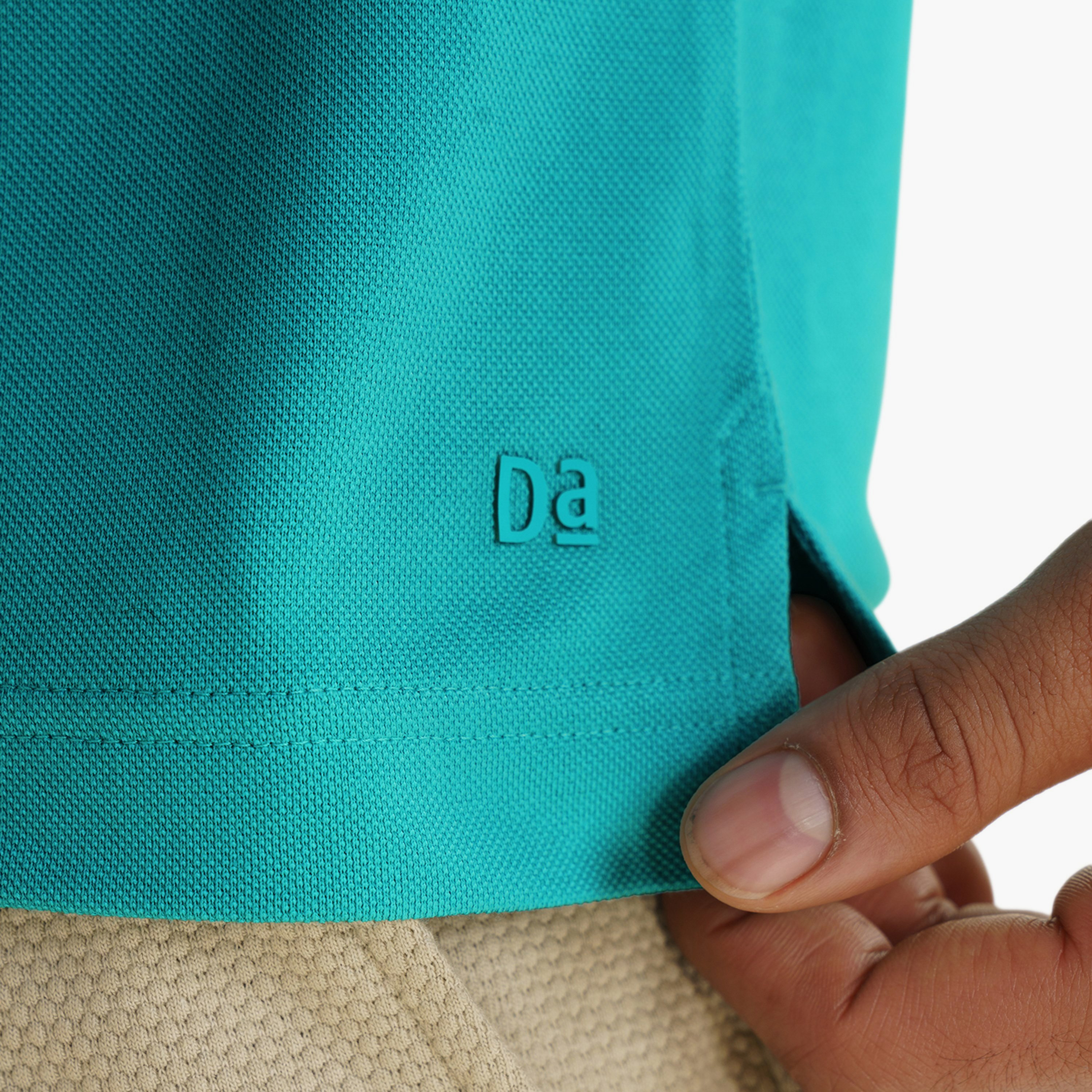 تي شيرت بولو من دامنش بياقة عادية وأكمام قصيرة بنصف سحاب-men-clothing-tshirtsandpolos-polos-image-3