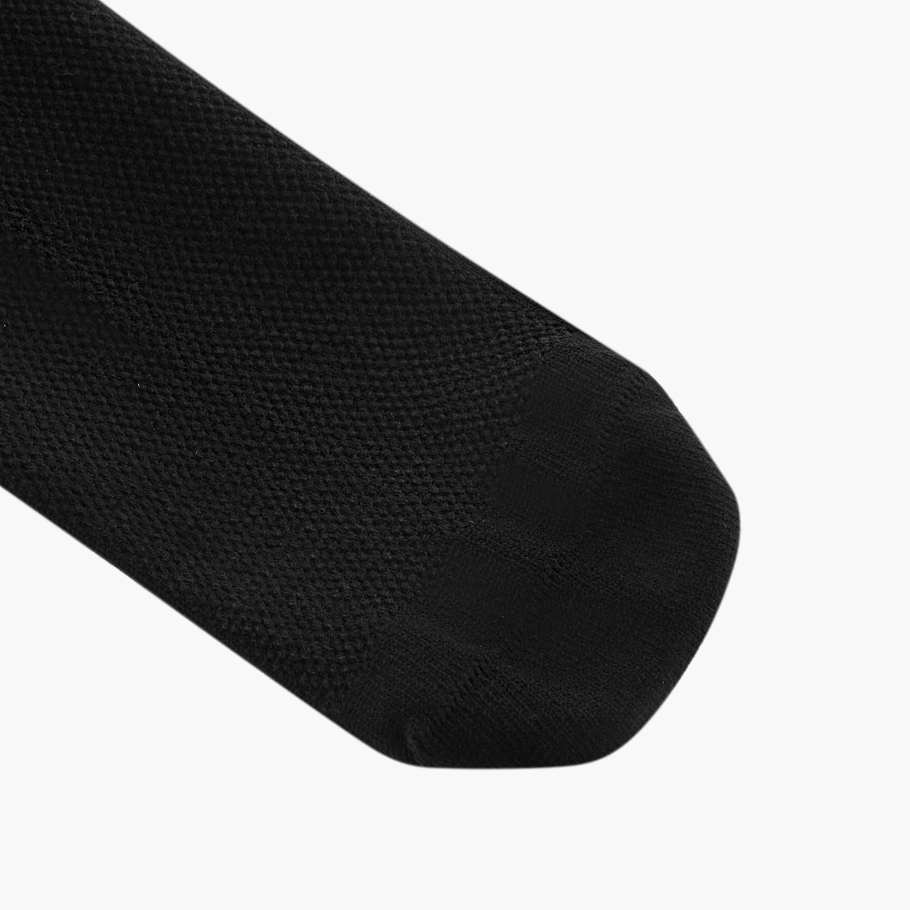 طقم جوارب رياضية 3 أزواج بطول الكاحل وطبعات من داش-men-socks-image-3