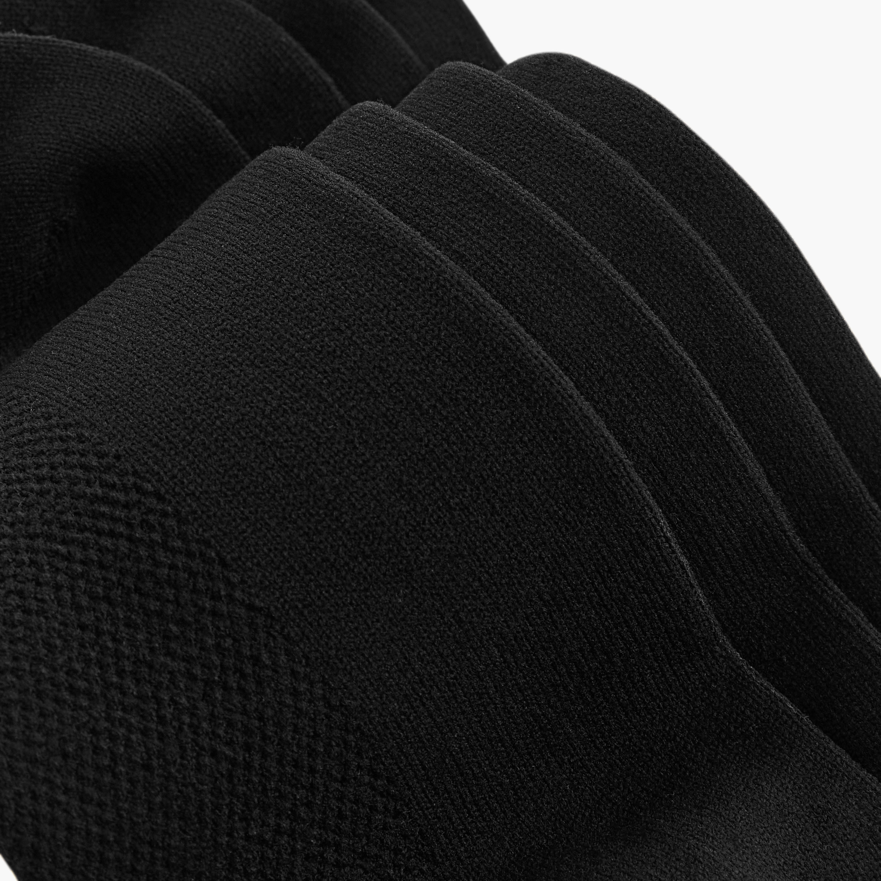 طقم جوارب رياضية 3 أزواج بطول الكاحل وطبعات من داش-men-socks-image-4
