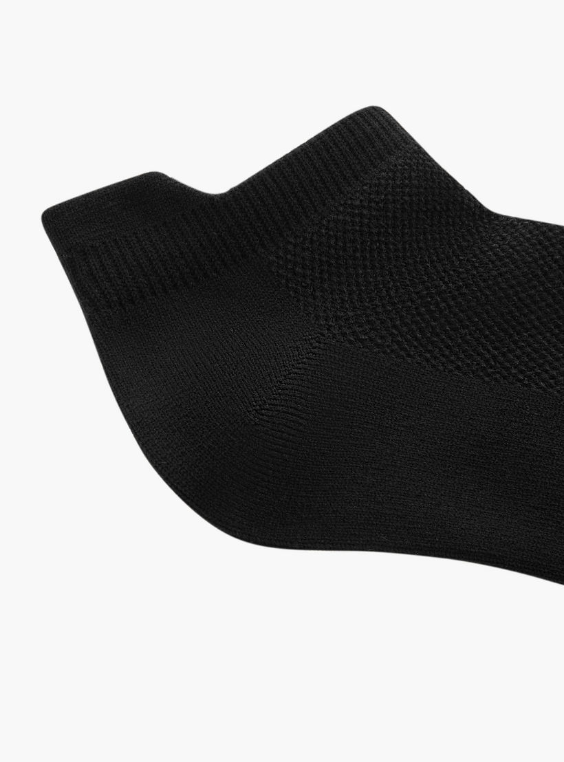 طقم جوارب رياضية 3 أزواج بطول الكاحل وطبعات من داش-men-socks-image-5