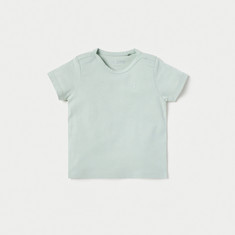 Juniors Solid T-shirt with Short Sleeves and Button Closure