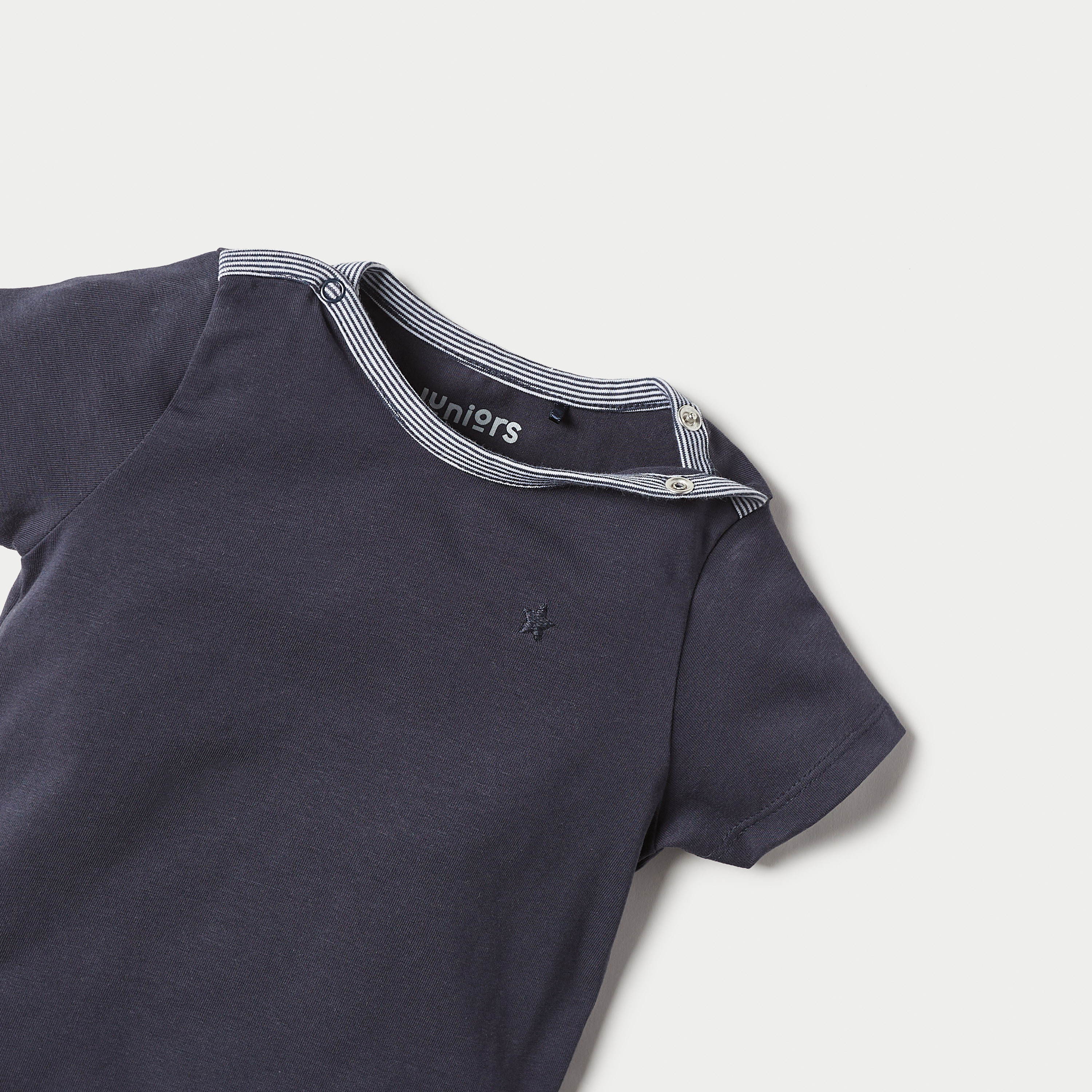 Juniors Solid T-shirt with Button Closure and Short Sleeves-baby-boys-clothing-tshirtsandpolos-image-2