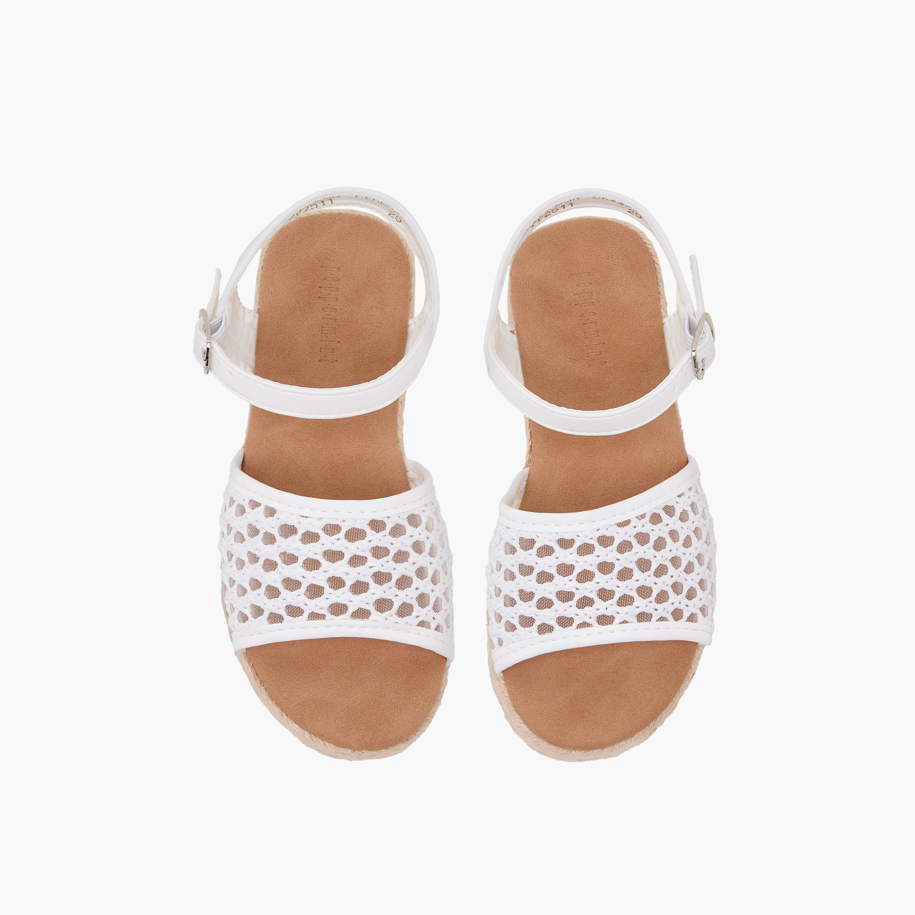 صندل إسبادريل بتفاصيل شبك وبإبزيم إغلاق للبنات من بيبرمنت-girls-shoes-sandals-image-1