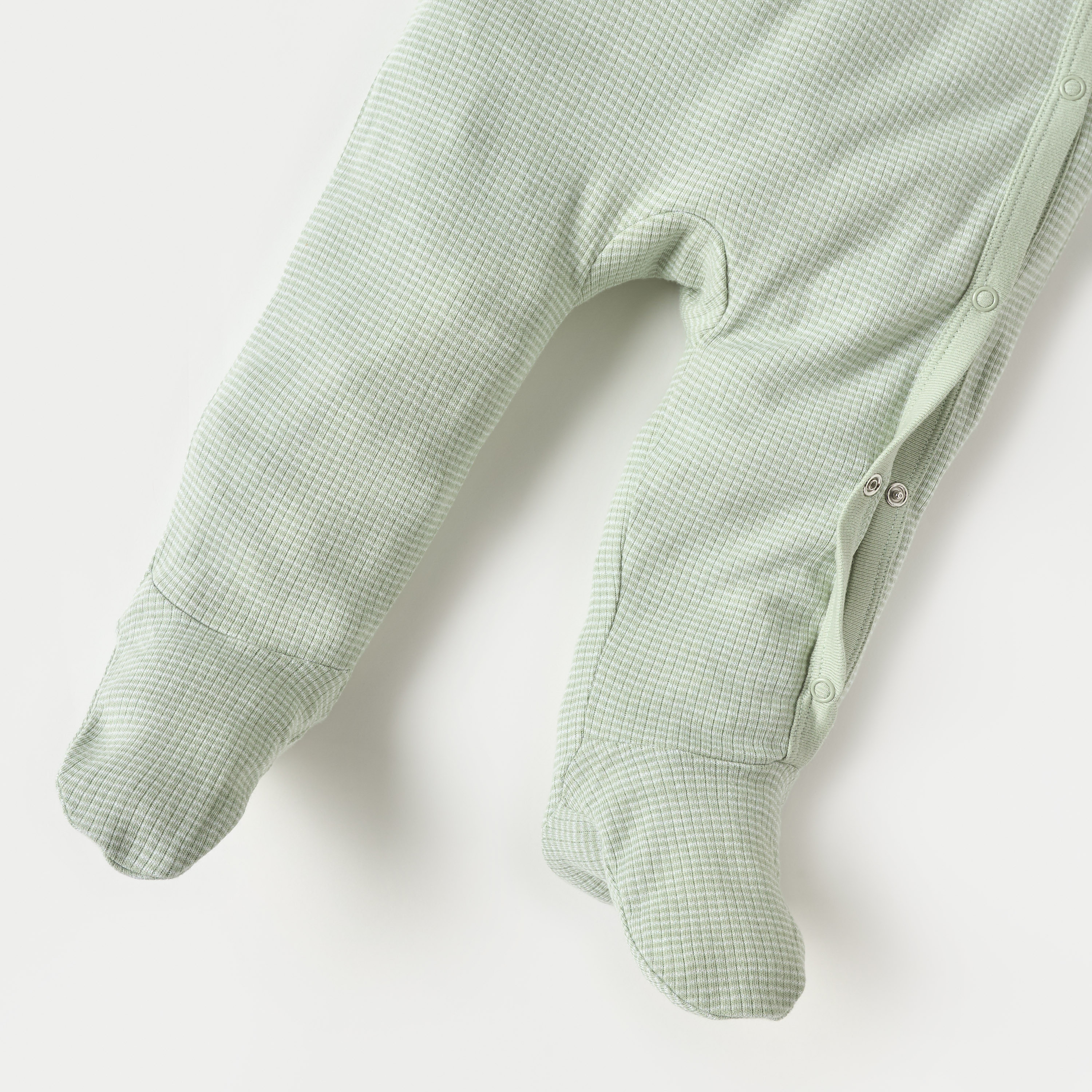 Juniors Applique Detail Sleepsuit with Long Sleeves and Button Closure-baby-boys-clothing-nightwear-sleepsuits-image-4