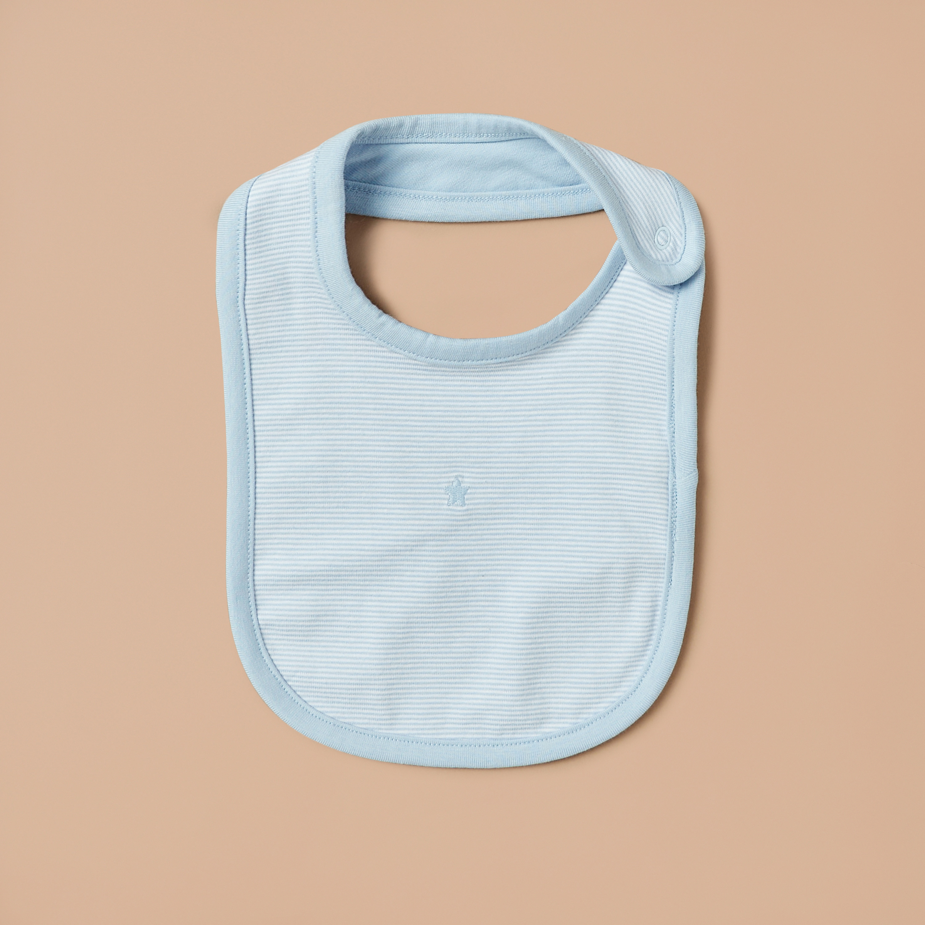 مريلة مقلمة بزر إغلاق من جونيورز-baby-feeding-bibs-image-2