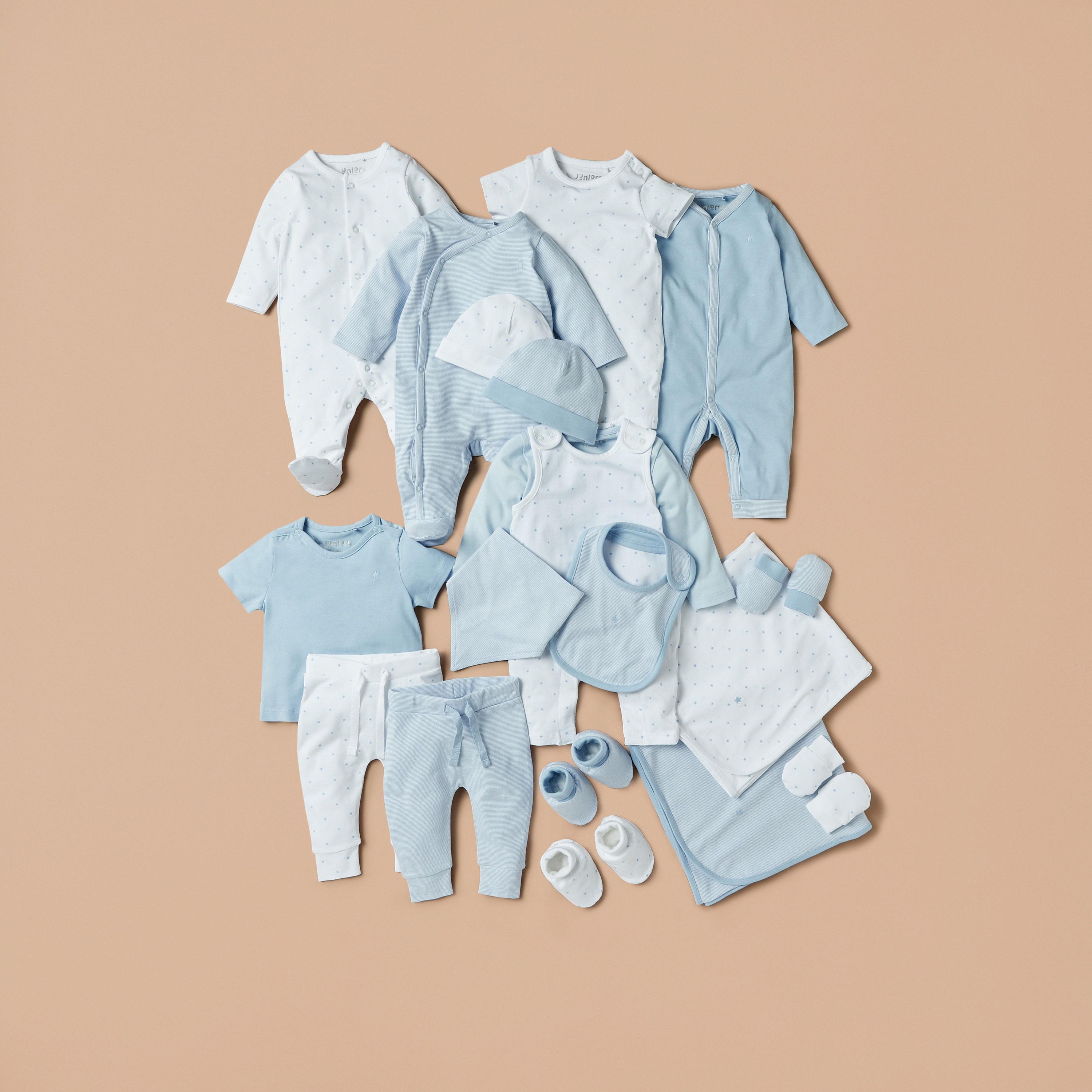 مريلة مقلمة بزر إغلاق من جونيورز-baby-feeding-bibs-image-4