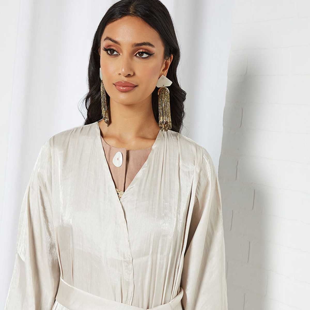 Nukhbaa Solid Front Open Abaya with Tie-Up Belt-women-arabicclothing-abayas-image-3