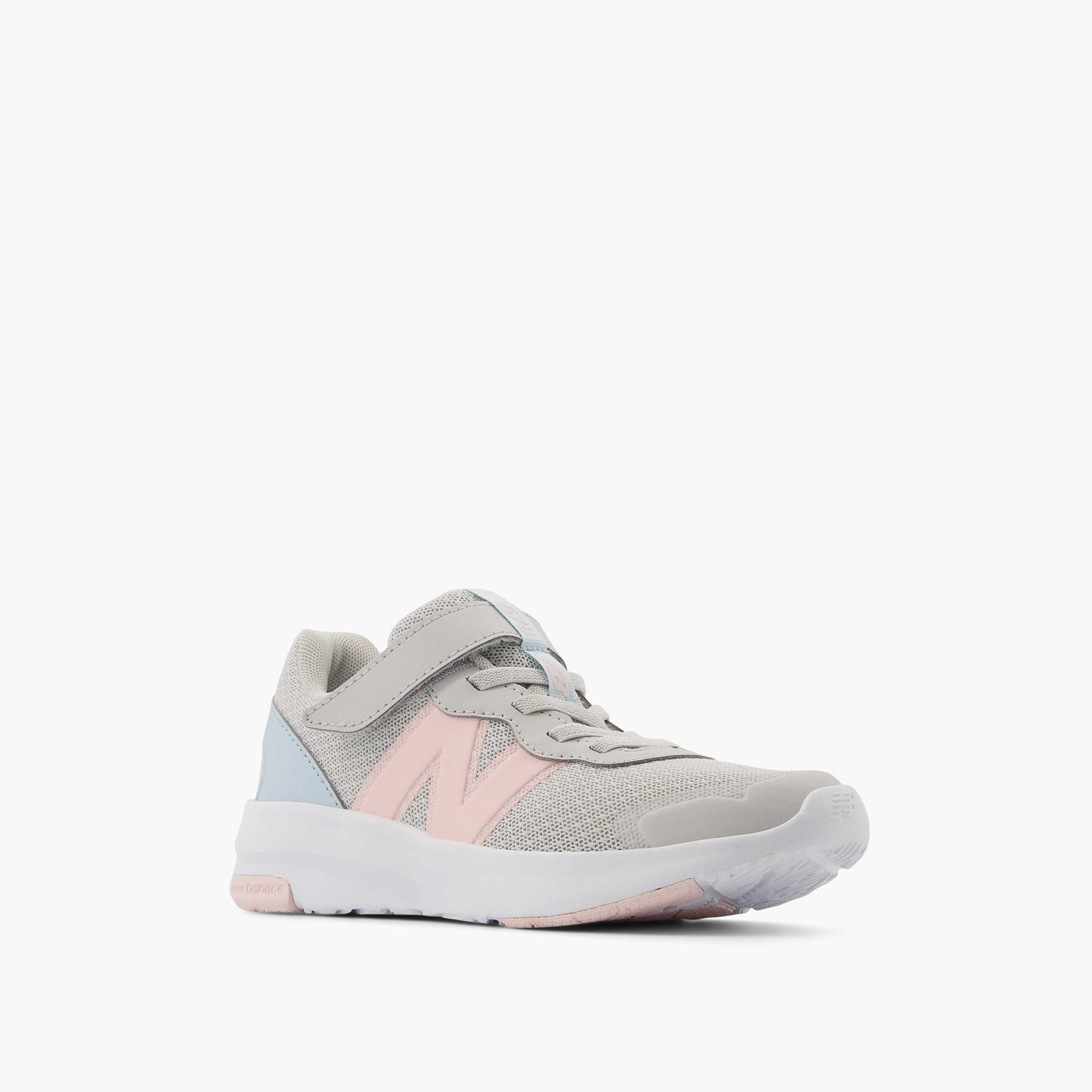 حذاء رياضي بشريط إغلاق لاصق وتفاصيل شعار للبنات من نيو بالانس-girls-shoes-sneakers-image-1