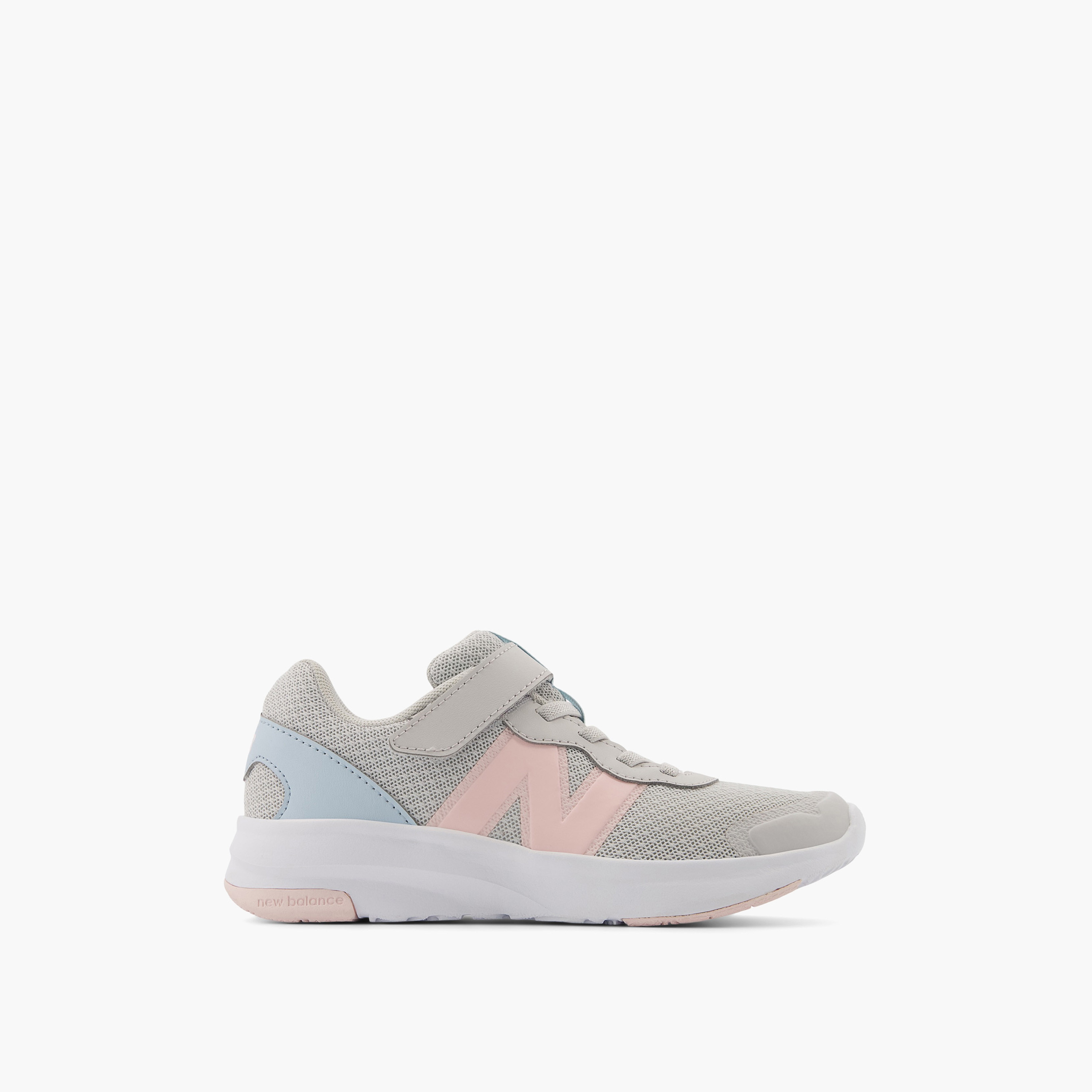 حذاء رياضي بشريط إغلاق لاصق وتفاصيل شعار للبنات من نيو بالانس-girls-shoes-sneakers-image-2
