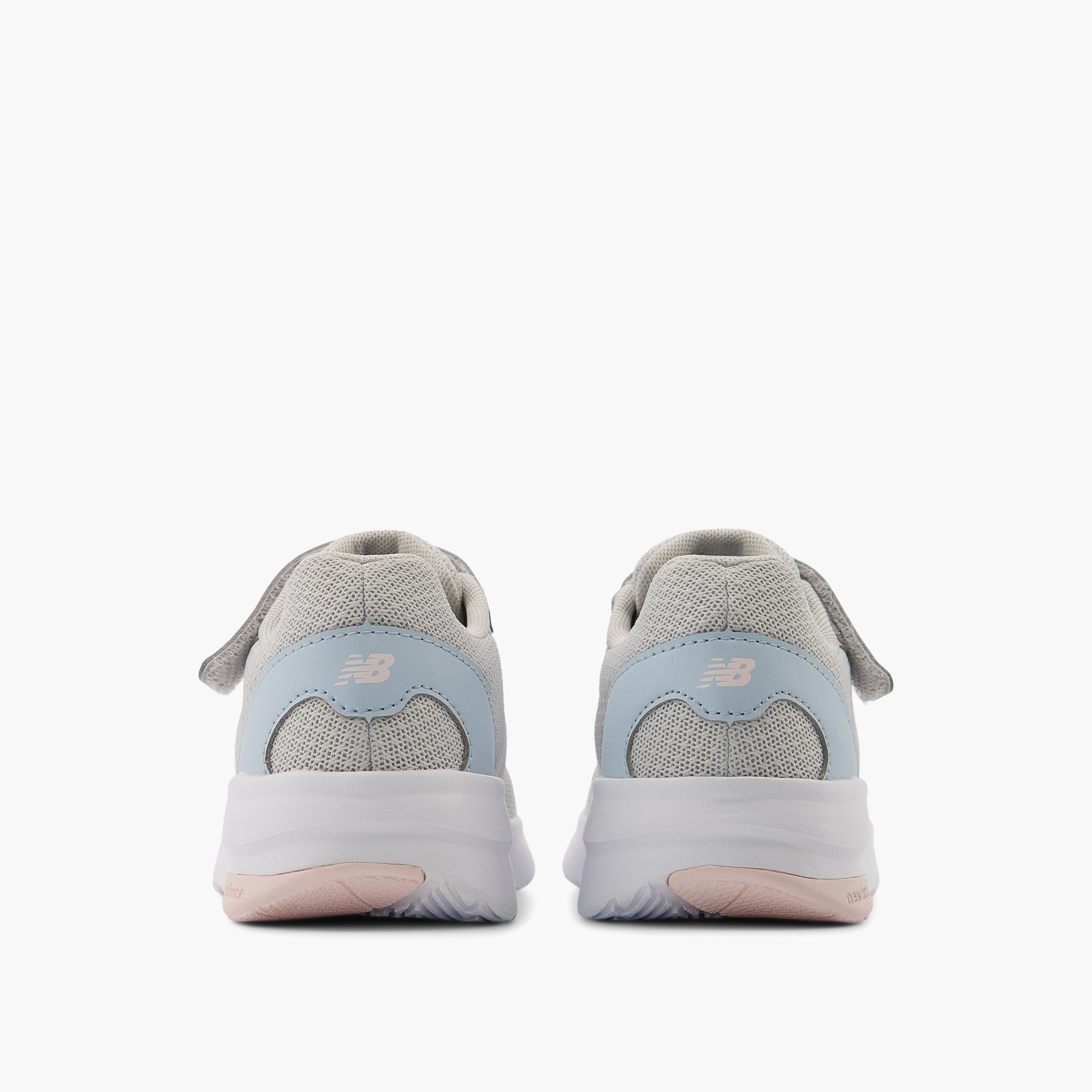 حذاء رياضي بشريط إغلاق لاصق وتفاصيل شعار للبنات من نيو بالانس-girls-shoes-sneakers-image-8