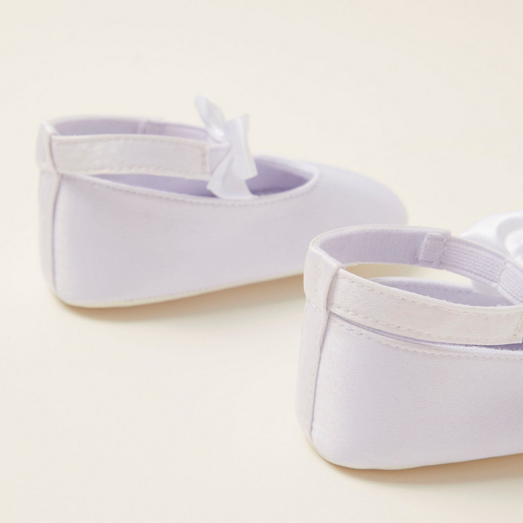 Giggles Solid Baby Shoes with Bow Strap Accent