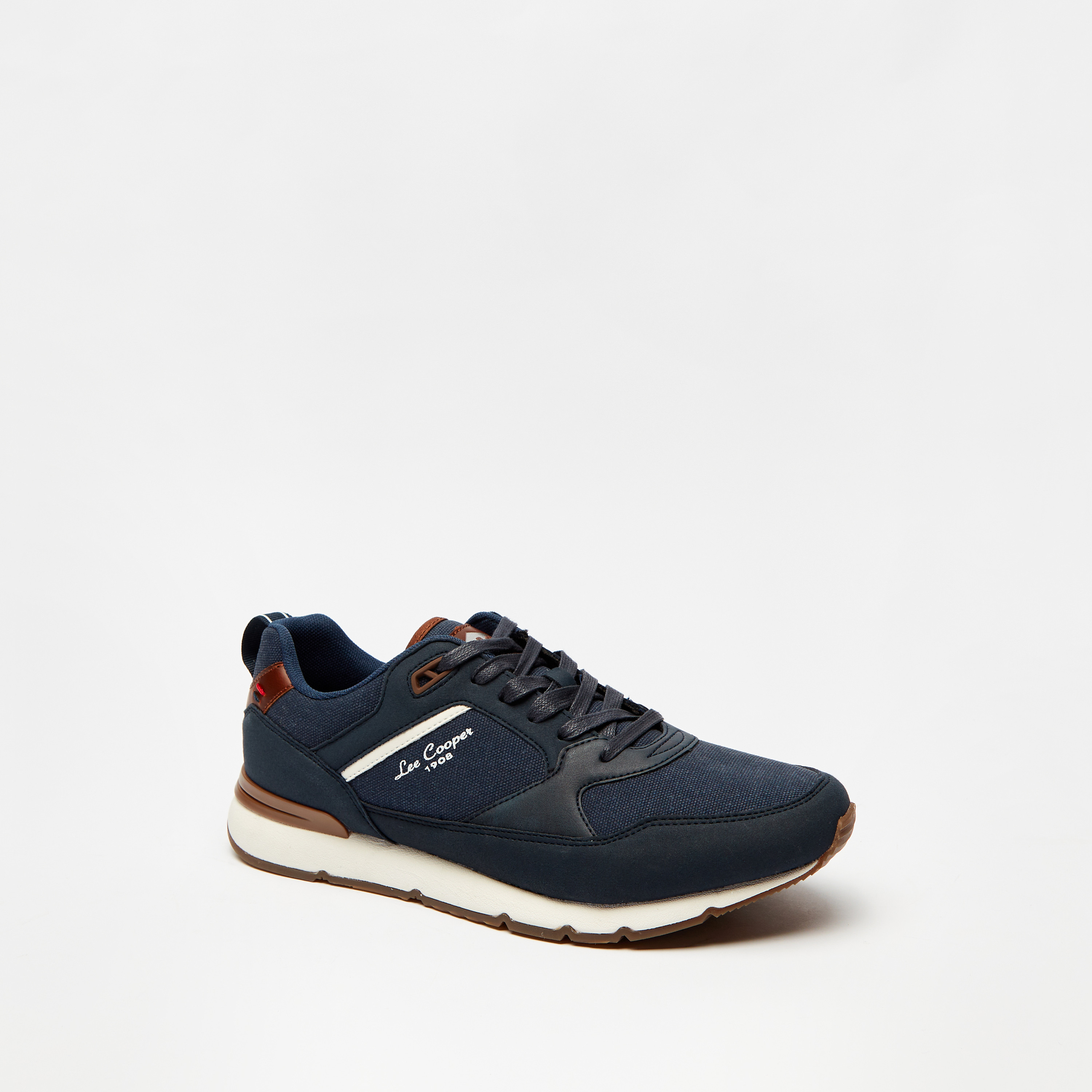 حذاء سنيكرز بارز الملمس برباط إغلاق للرجال من لي كوبر-men-shoes-sneakers-image-2
