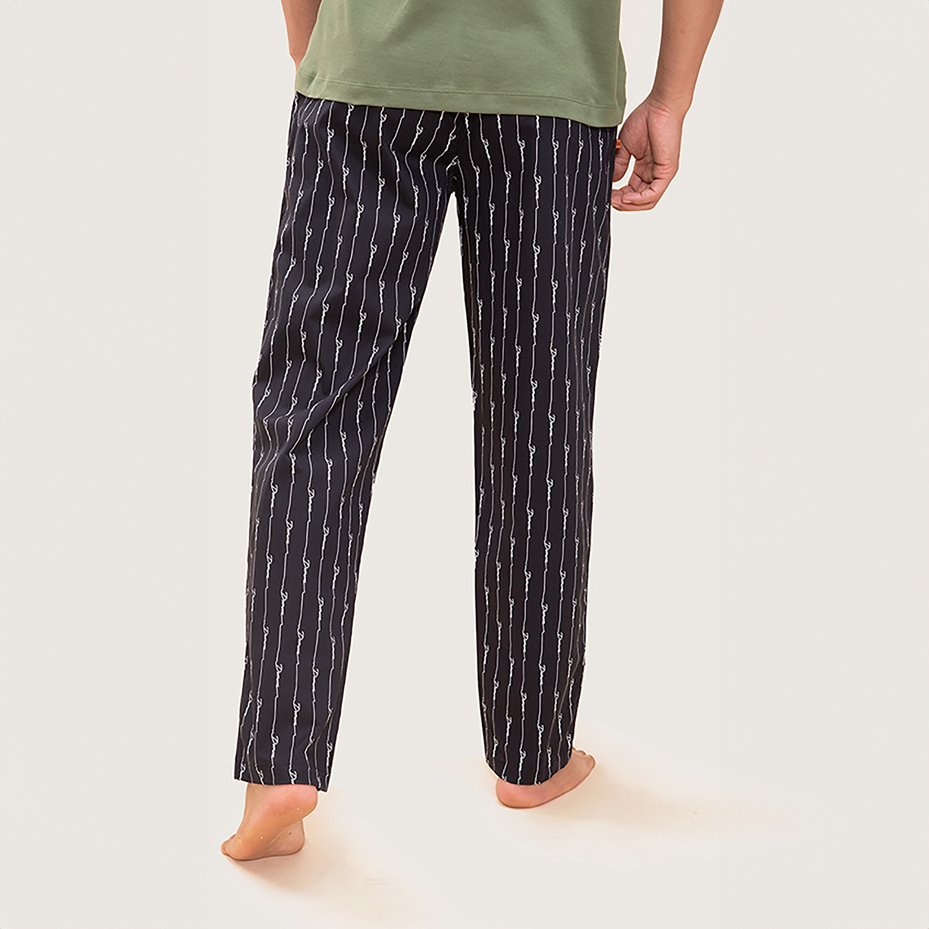 Damensch Typo Print Mid-Rise Stretch Drawstring Pyjama-men-clothing-nightwear-pyjamaandshorts-image-2