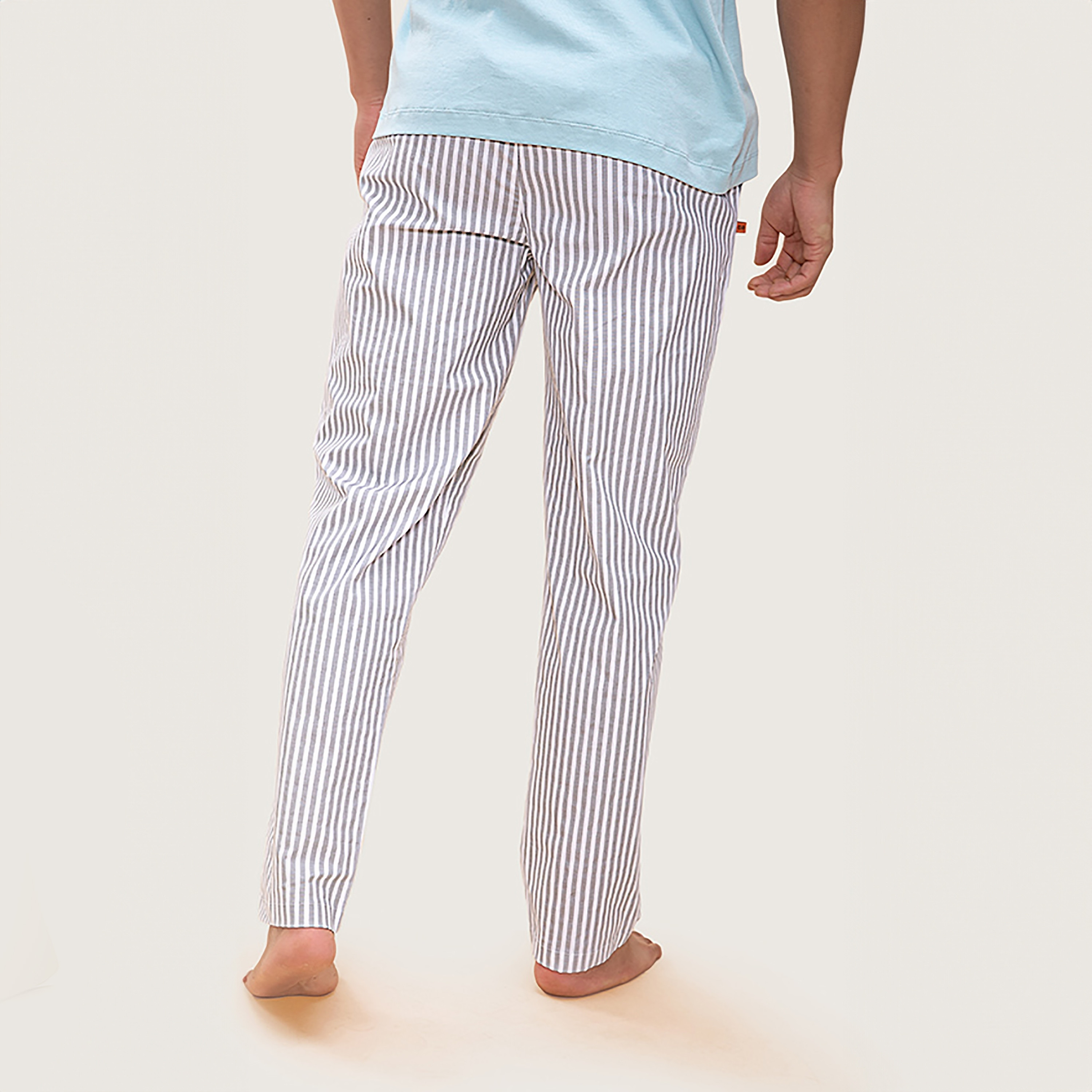 بيجامة برباط مطاطي متوسطة الارتفاع ذات خطوط من دامنش-men-clothing-nightwear-pyjamaandshorts-image-18
