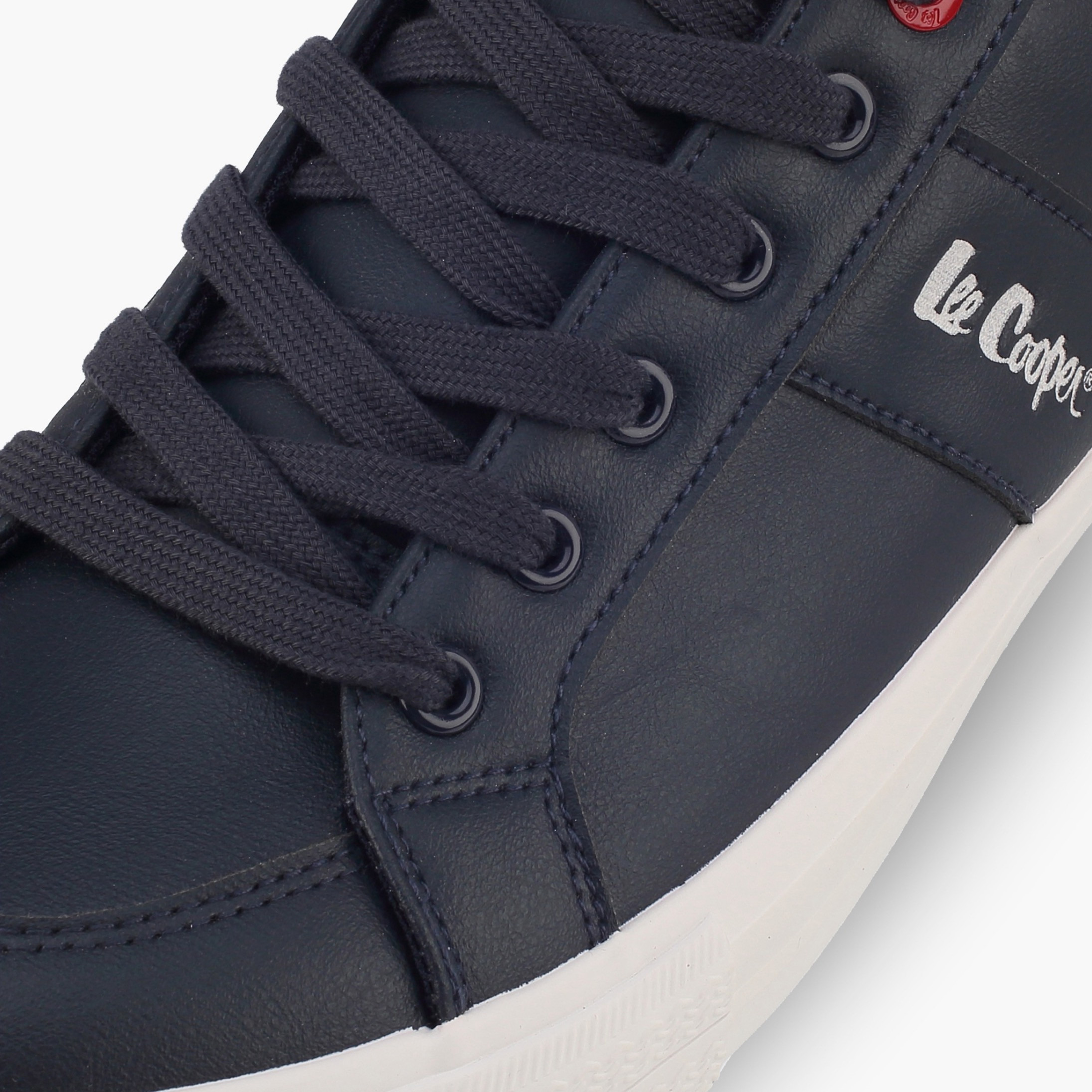 حذاء سنيكرز بطول الكاحل ورباط إغلاق للرجال من لي كوبر-men-shoes-sneakers-image-4