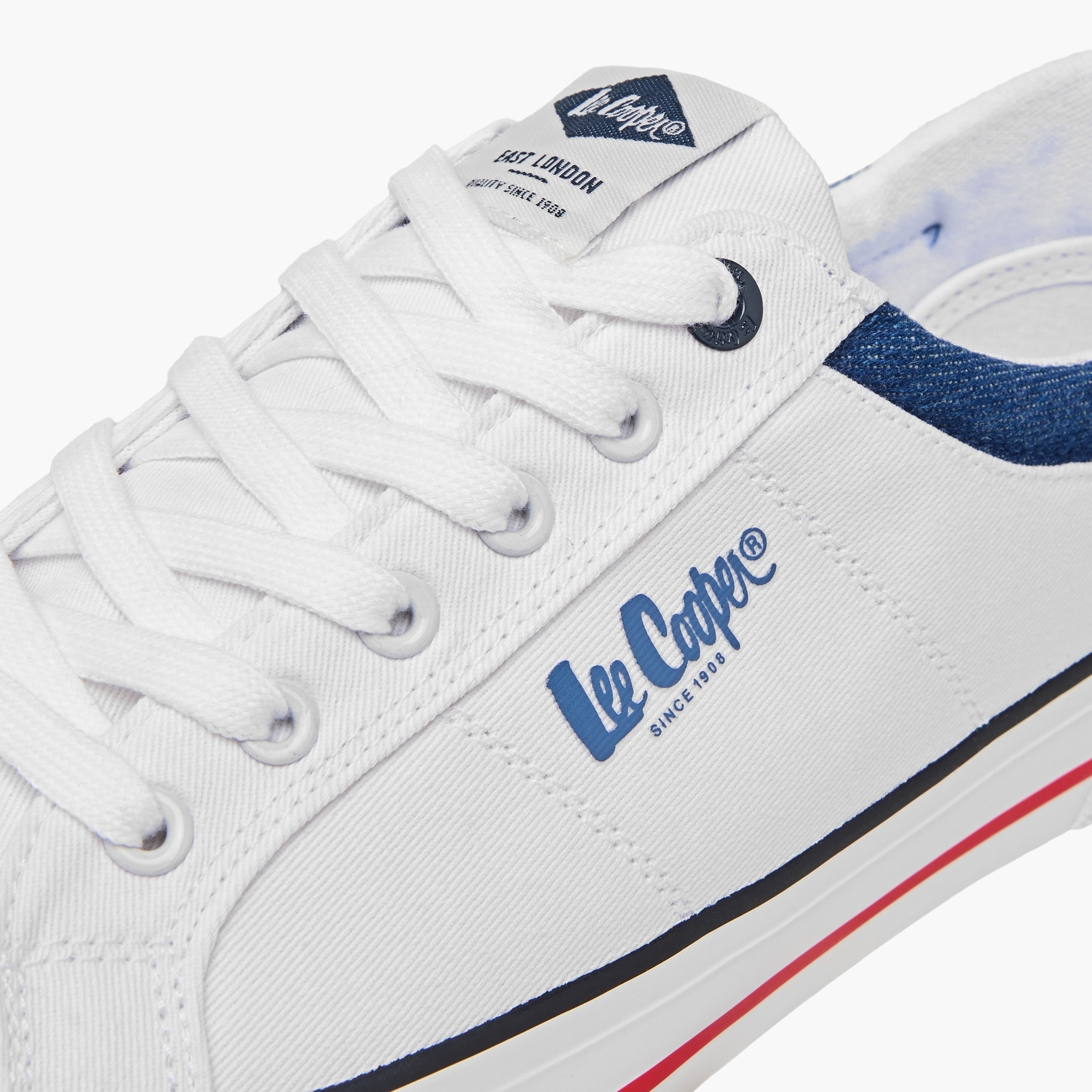 حذاء سنيكرز بتفاصيل شعار ورباط إغلاق للرجال من لي كوبر-men-shoes-sneakers-image-4