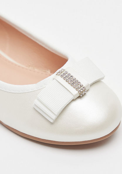 Little Missy Solid Slip-On Round Toe Ballerina Shoes with Bow Accent-Girl%27s Ballerinas-image-2