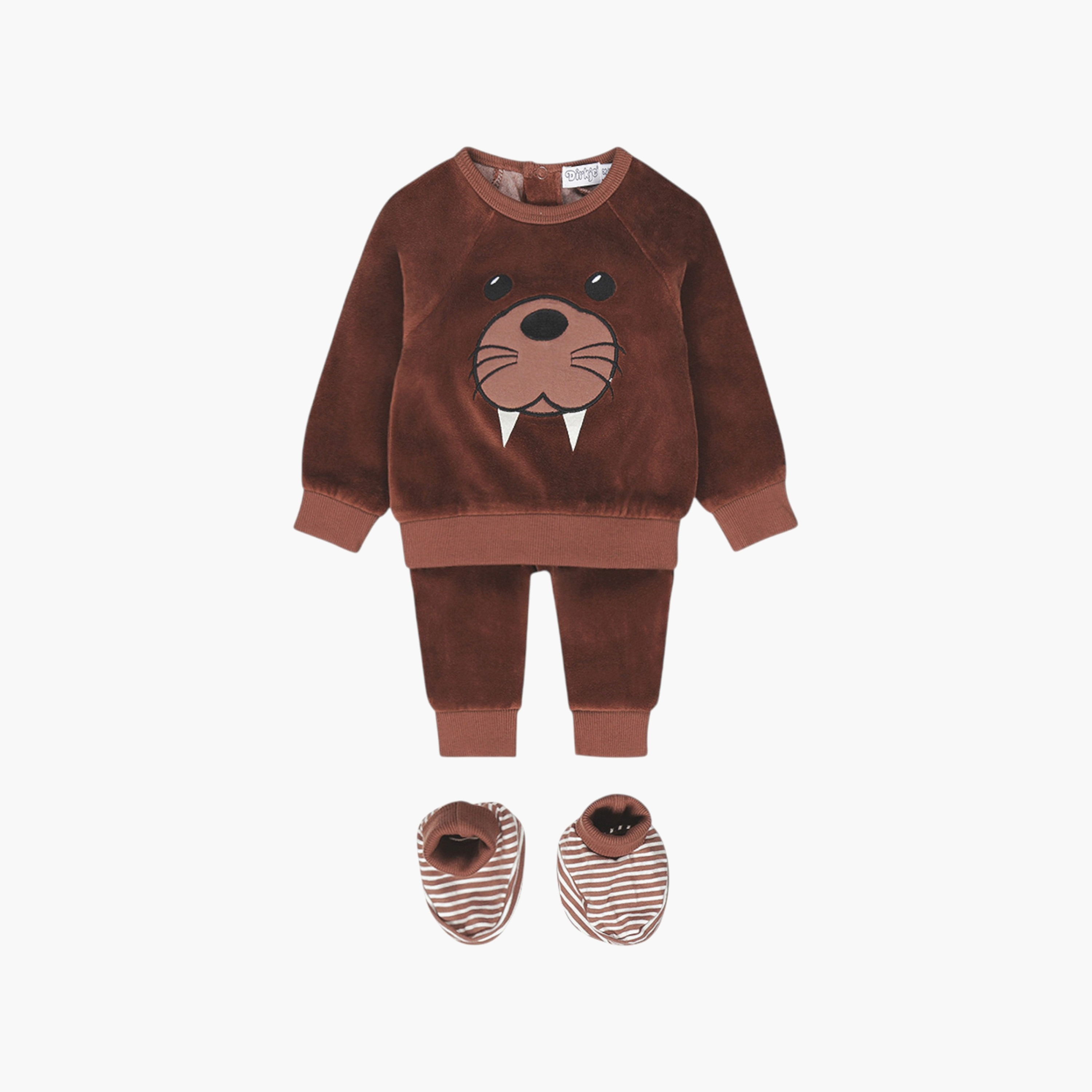 Dirkje 3-Piece Embroidered Long Sleeves Sweatshirt, Joggers with Socks-baby-boys-clothing-winterwear-setsandcoords-image-2