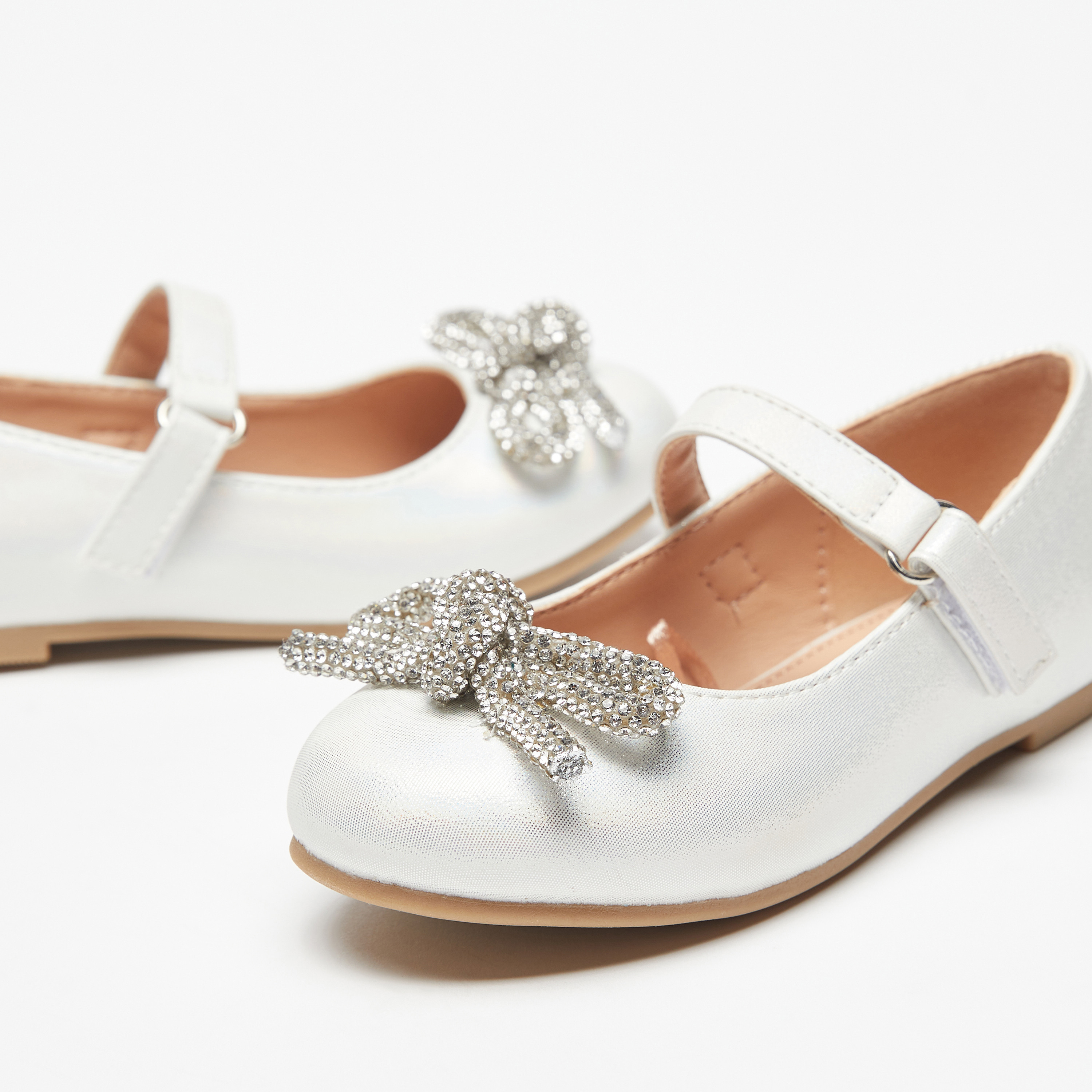 Juniors Bow Embellished Mary Jane Shoes with Hook and Loop Closure-baby-girls-shoes-closedshoes-image-3